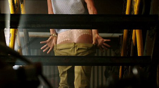 Träning, Jennifer Aniston, strippa