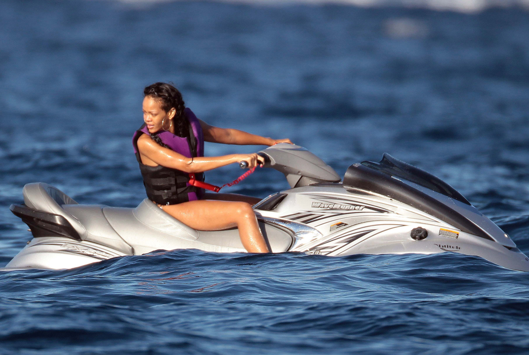 Cannabis, Rihanna