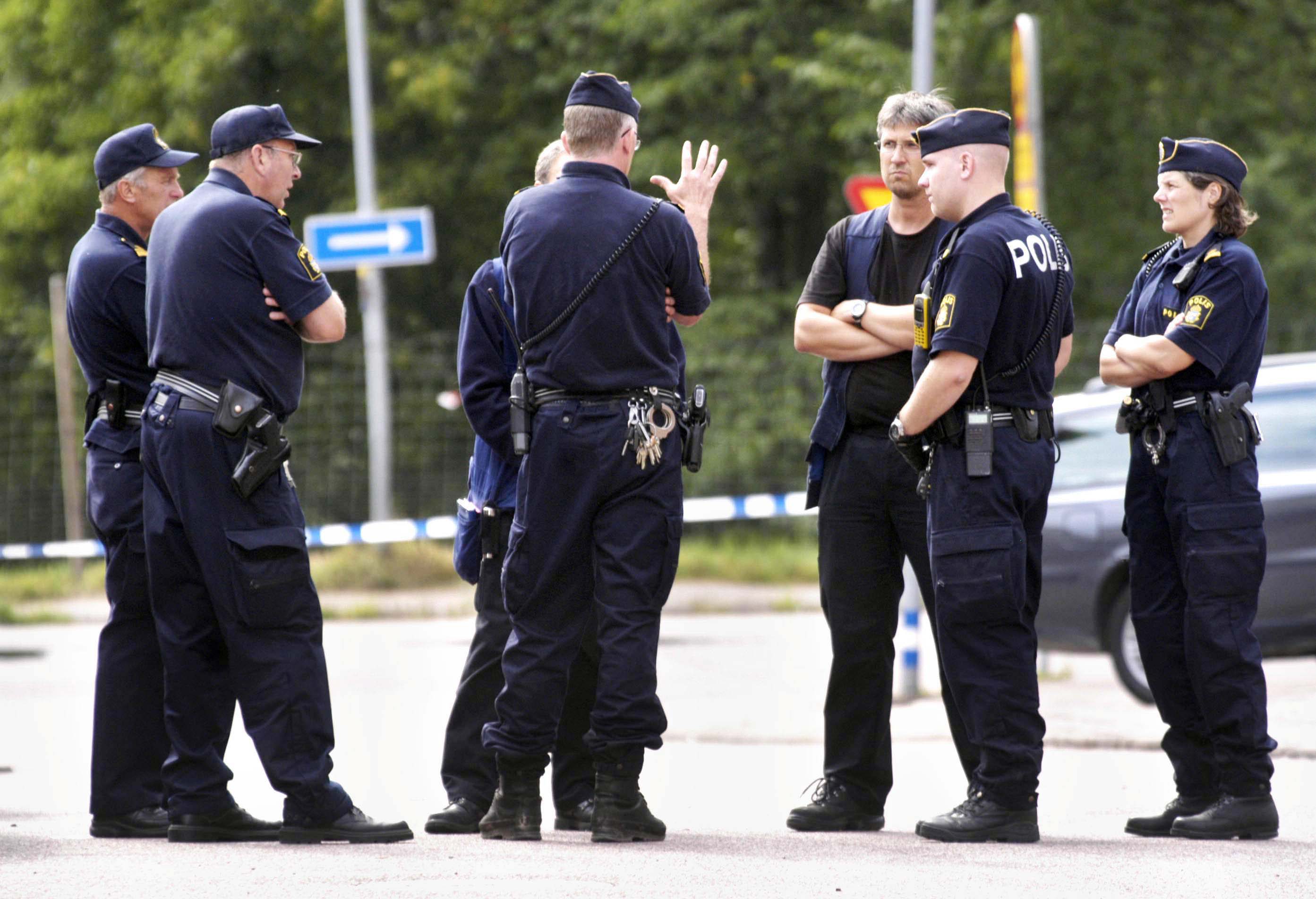 behov, Yrke, säger upp sig, Polisen