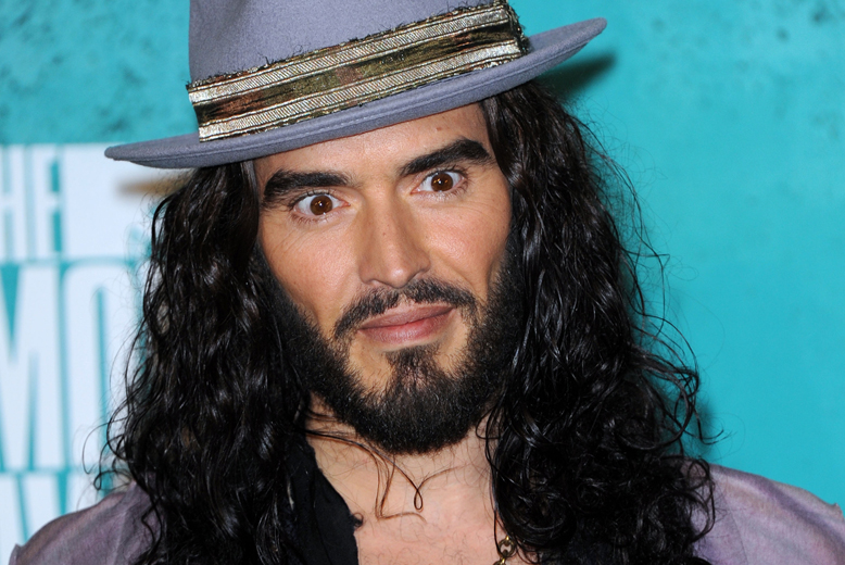 Katy Perry, John Travolta, Hollywood, Massage, Russell Brand, Brollop