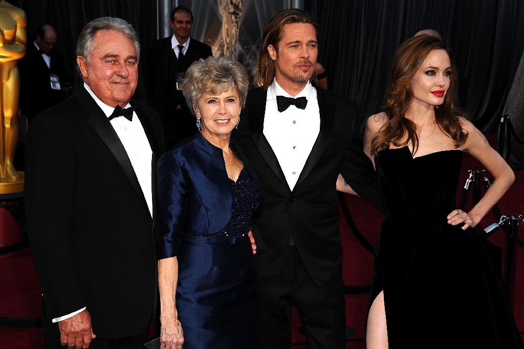 Politik, USA, Jane Pitt, Presidentval, Barn, Hollywood, Brad Pitt, Homoaktenskap, Brangelina, Mitt Romney, kändis, Republikanerna, Angelina Jolie