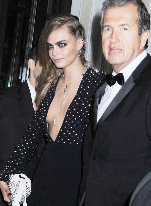 Cara Delevingne, Kokain,  Divided, Victorias Secret