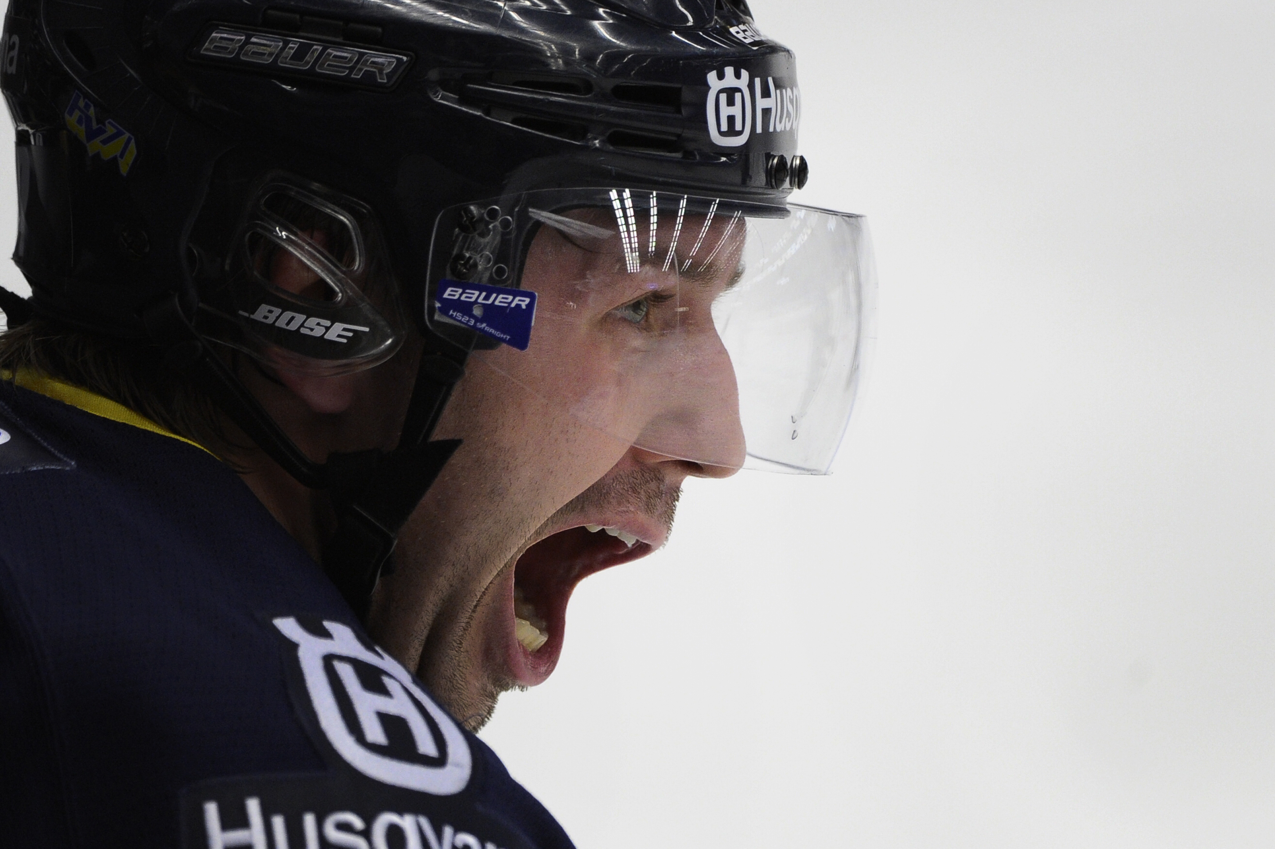 Batman, Per Ledin, HV71,  Vid sidan av