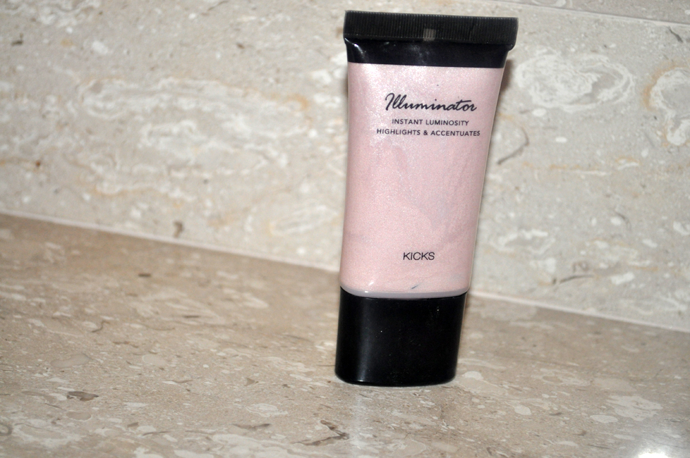 KICKS Illuminator Oyster Shell, Highlighter