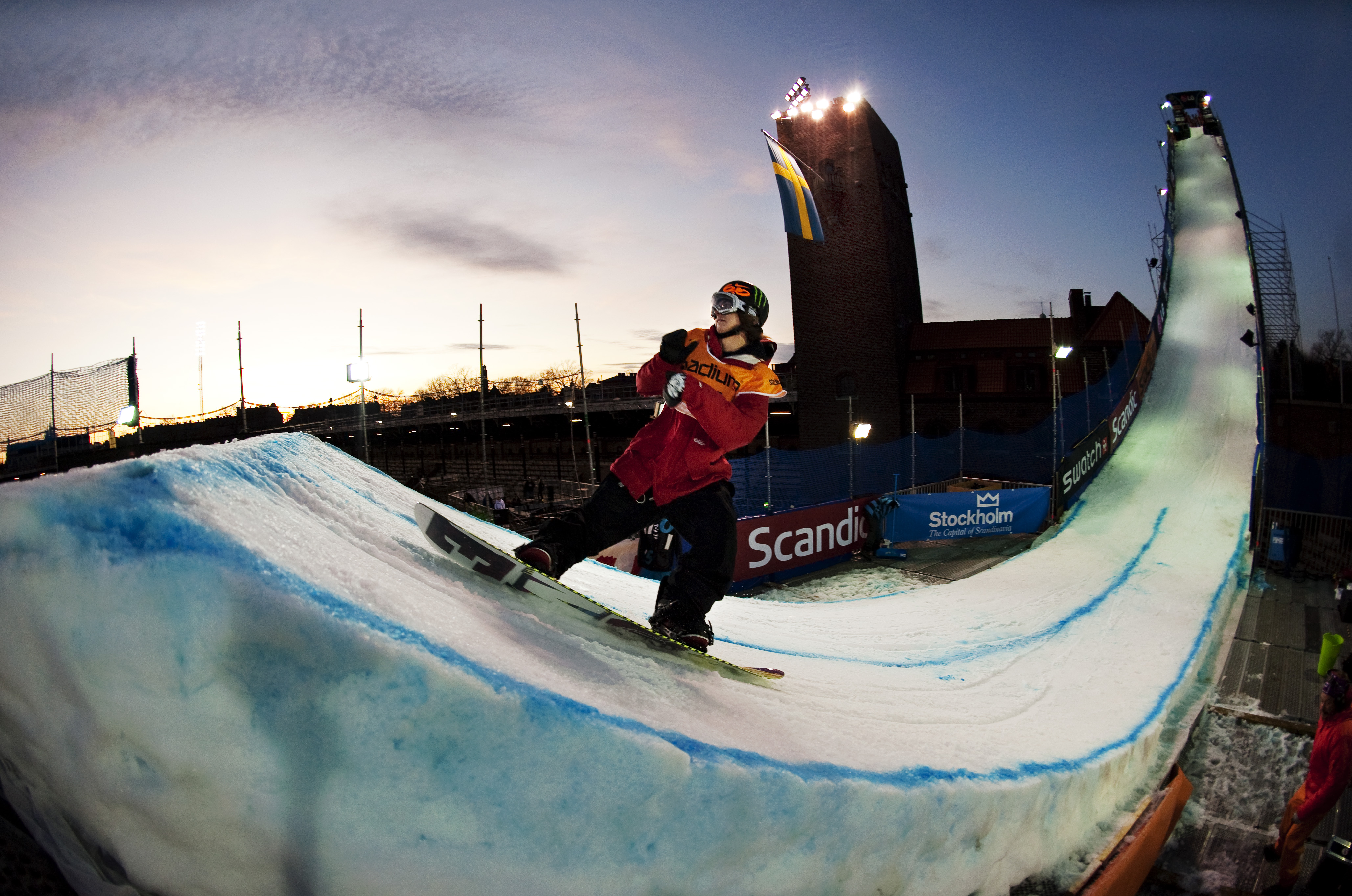 Tor Lundström, Landslaget, Strippklubb, Kevin Bäckström, Snowboard