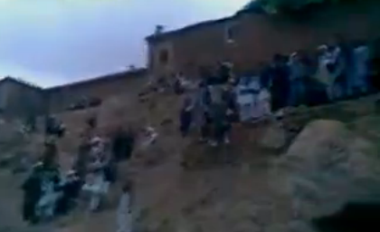 Talibaner, Avrattning, Afghanistan, Kvinna, Skott, Video