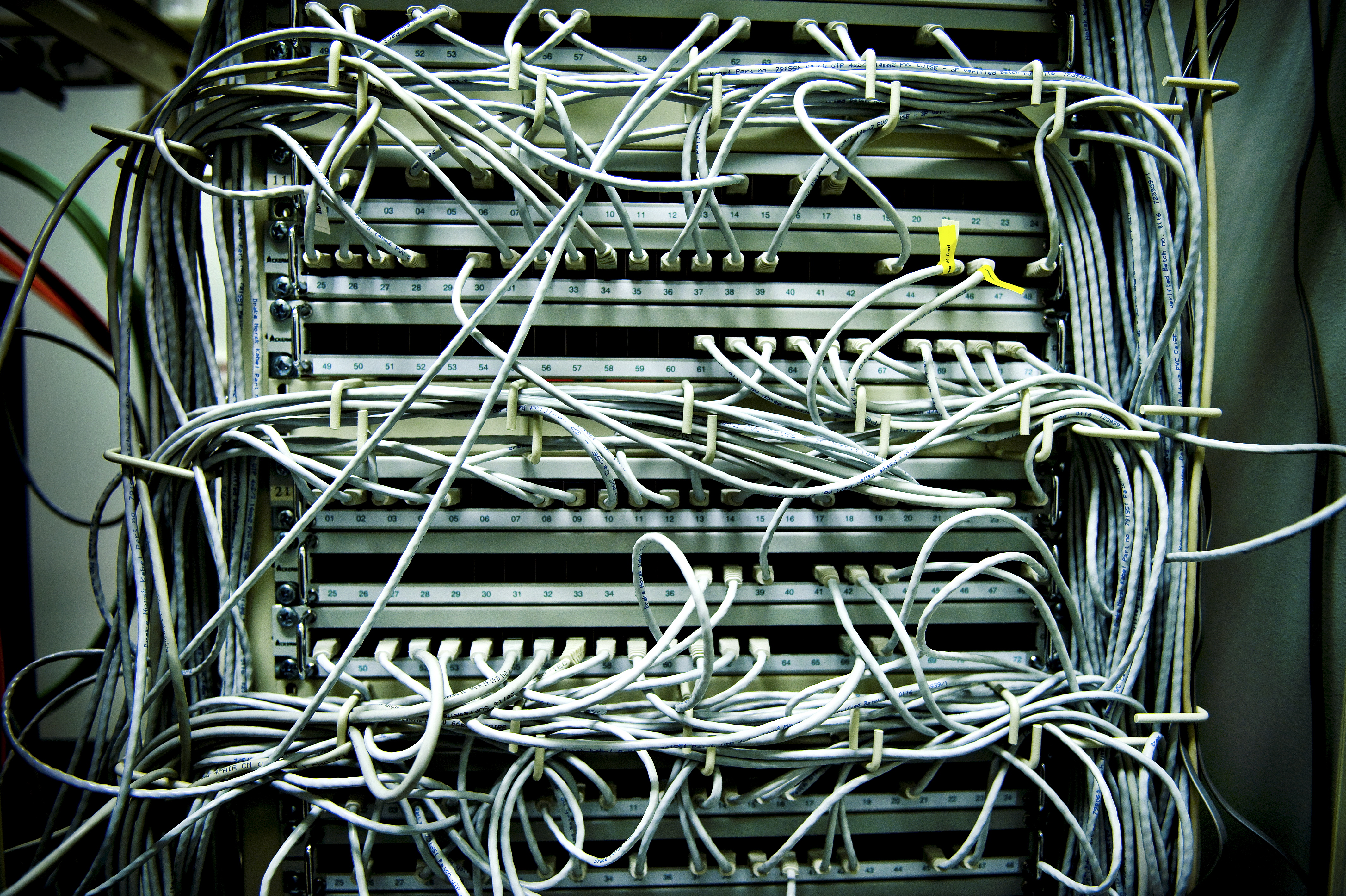 Anna Troberg, Datalagringsdirektivet, Riksdagen, Anonymitet, Piratpartiet, Henrik Alexandersson, Integritet, Politiker