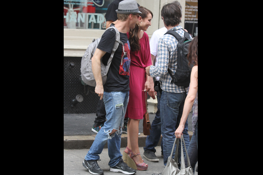 Noomi Rapace, Mystisk man, Singel, Kramar, Hollywood