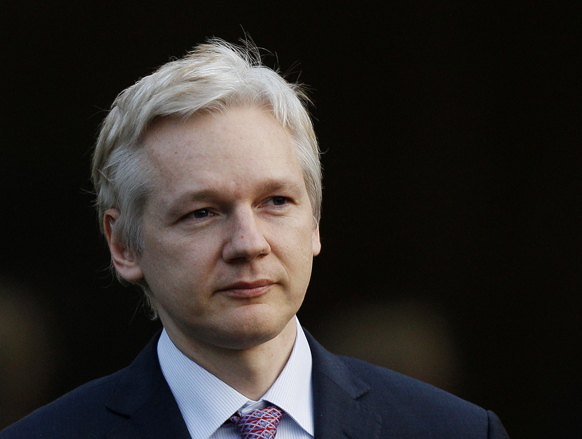 Julian Assange, Assange, Valdtakt, Sverige, USA, Internet