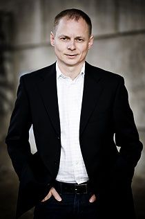 Rapport, Unga, Youtube, Existenz, Marcin de Kaminski, KP Webb, Bilddagboken, Internet, Lunarstorm, Säkerhet, Barn, Blip, Hur säkra är sociala nätverkssajter för barn och unga, Granskning, André Rickardsson, Facebook, Ungdomssajter, Medierådet, Kamratposten, Elsa Dunkel, Hamsterpaj