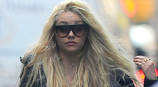 Amanda Bynes, Twitter, Fantasi, mord