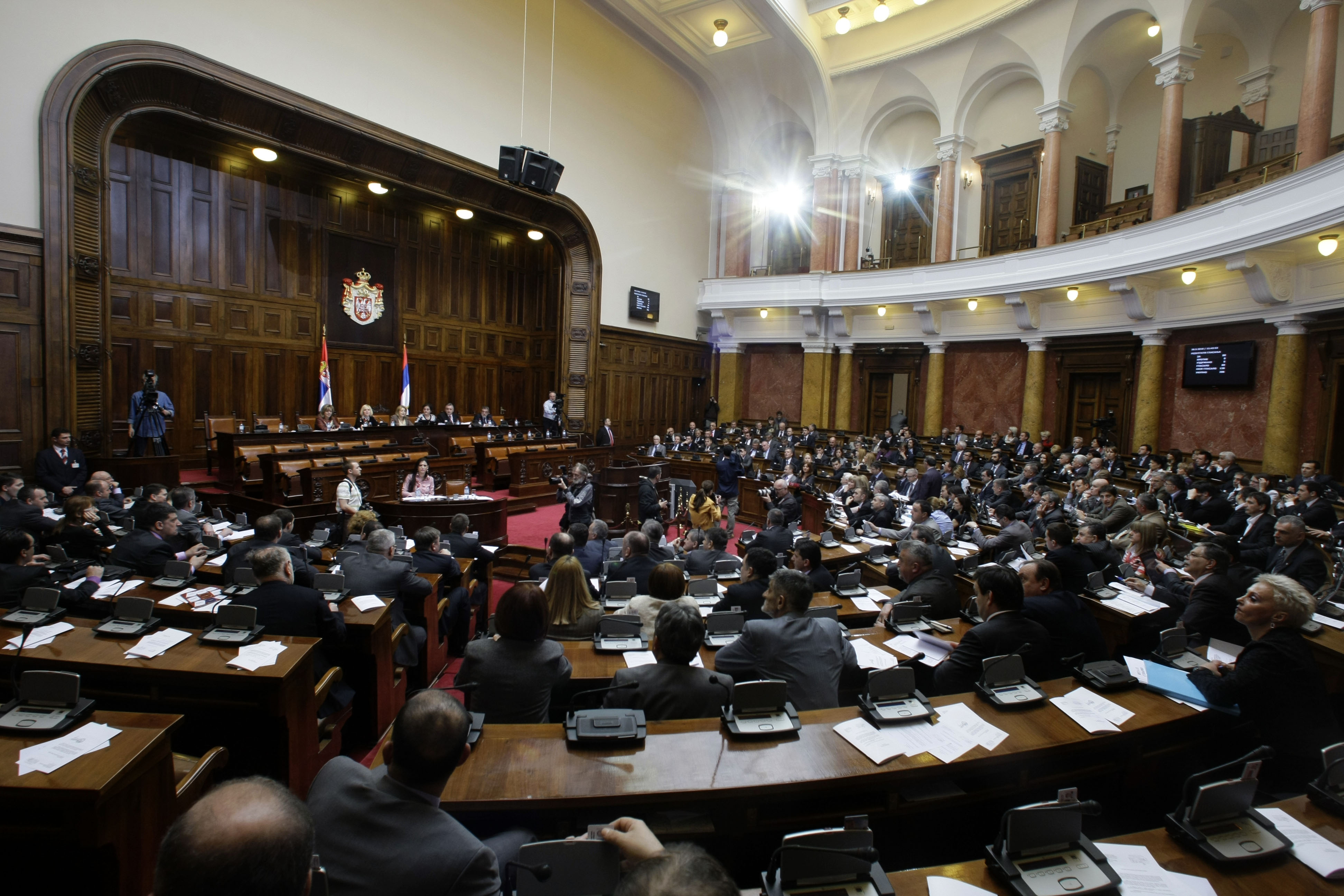 Parlamentet, FN, Serbien, Jugoslavien, Forna Jugoslavien, Branko Rizic, Etnisk rensning, Srebrenica, Folkmord
