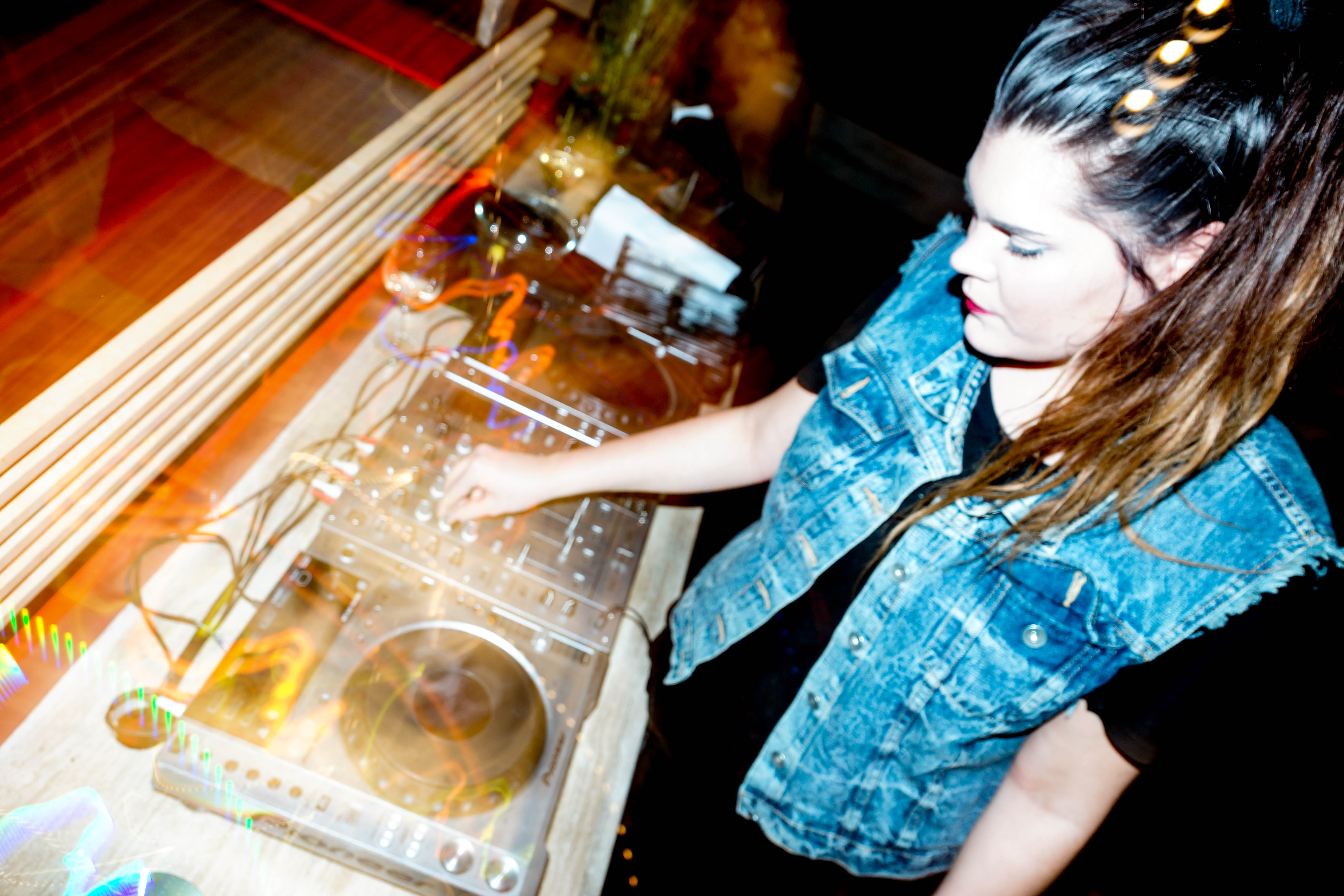 nino castillo, Miss Voon, Y+M, bar f12, YochM