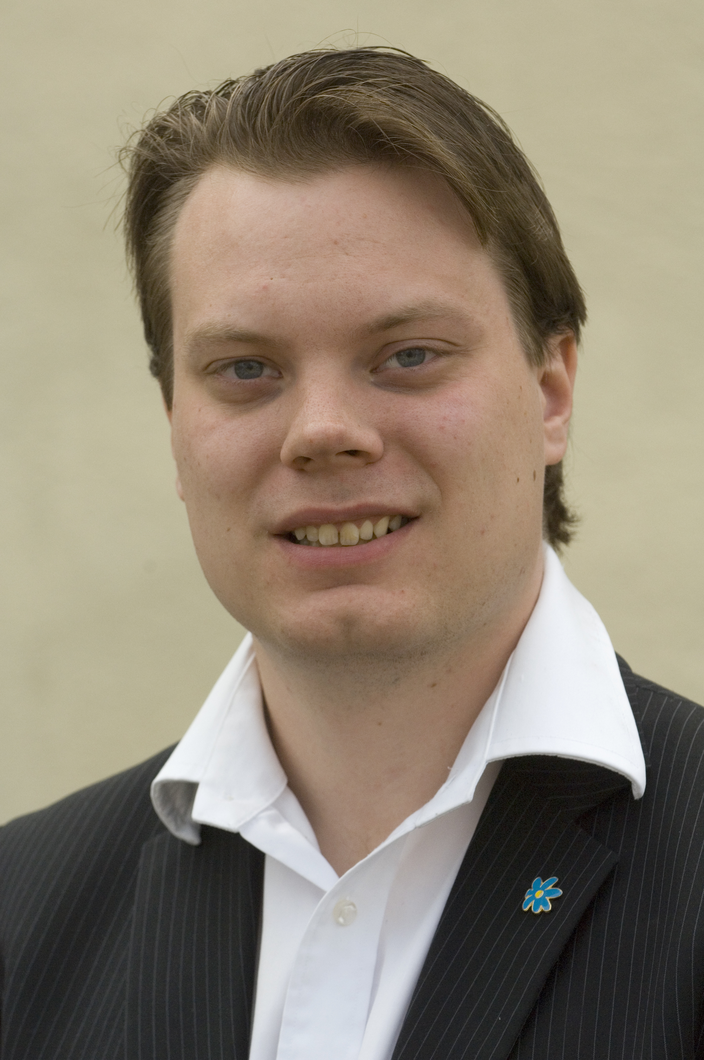 Sverigedemokratrena, Martin Kinnunen, Annika Rydh, Facebook