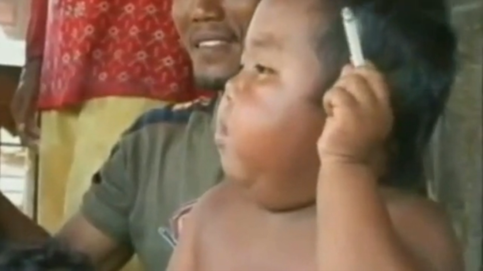 Cigarett, Hälsomyndigheter, Indonesien, Cigaretter, Cigg, Ardi, Tvååring