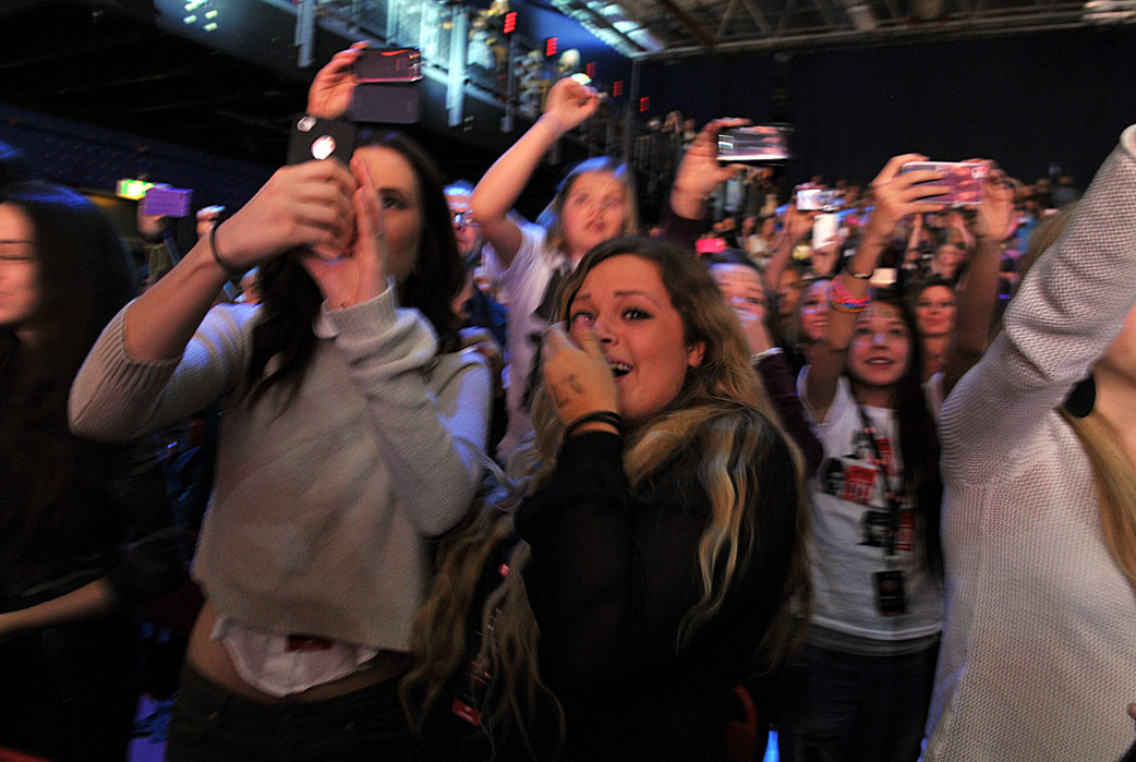 TV4, X-factor, One direction, Fans