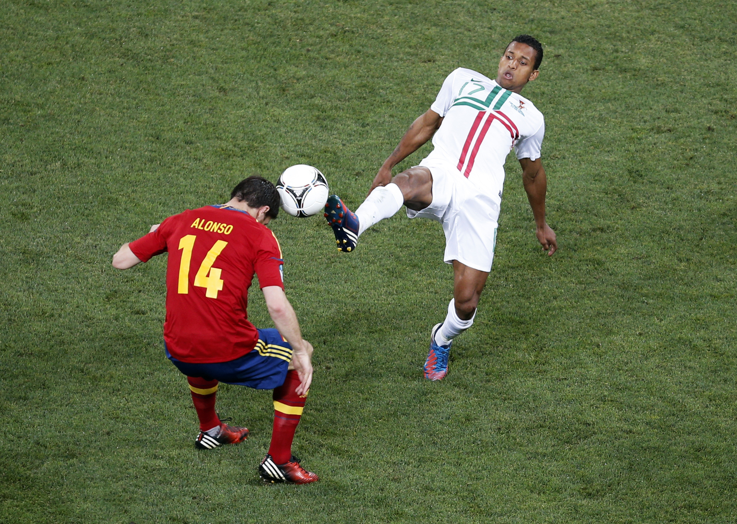 Semifinal, EM-nyheter, Portugal-Spanien