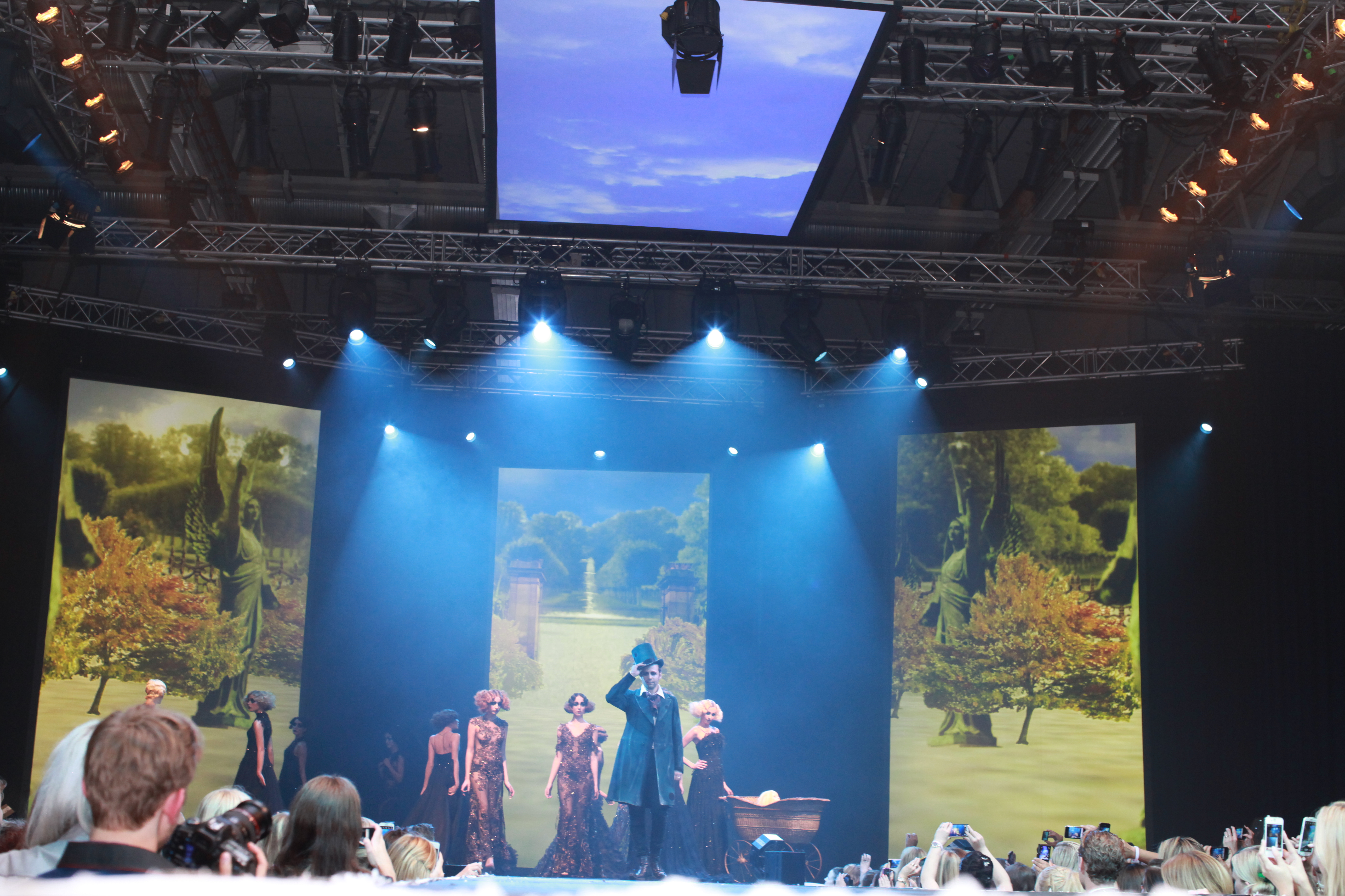 Spellbound, Globen, Make Up Store