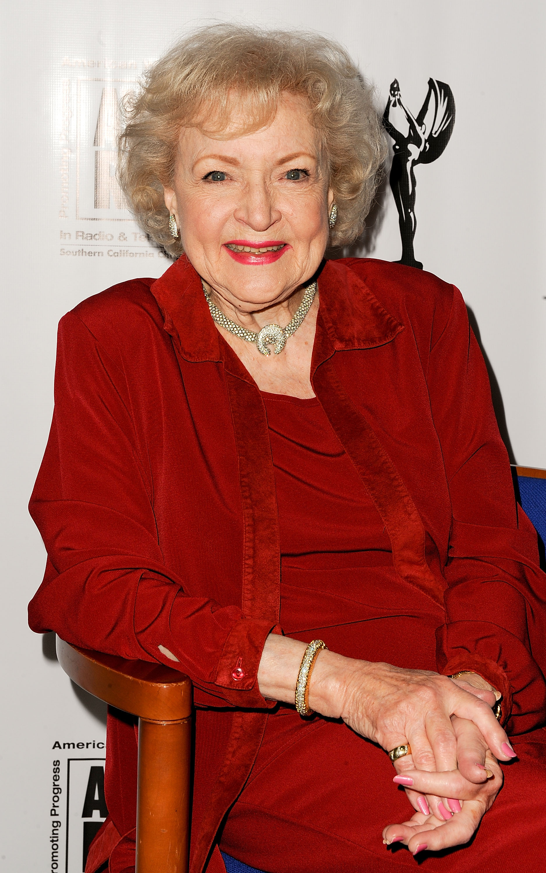Nakenbilder, Pantertanter, Betty White