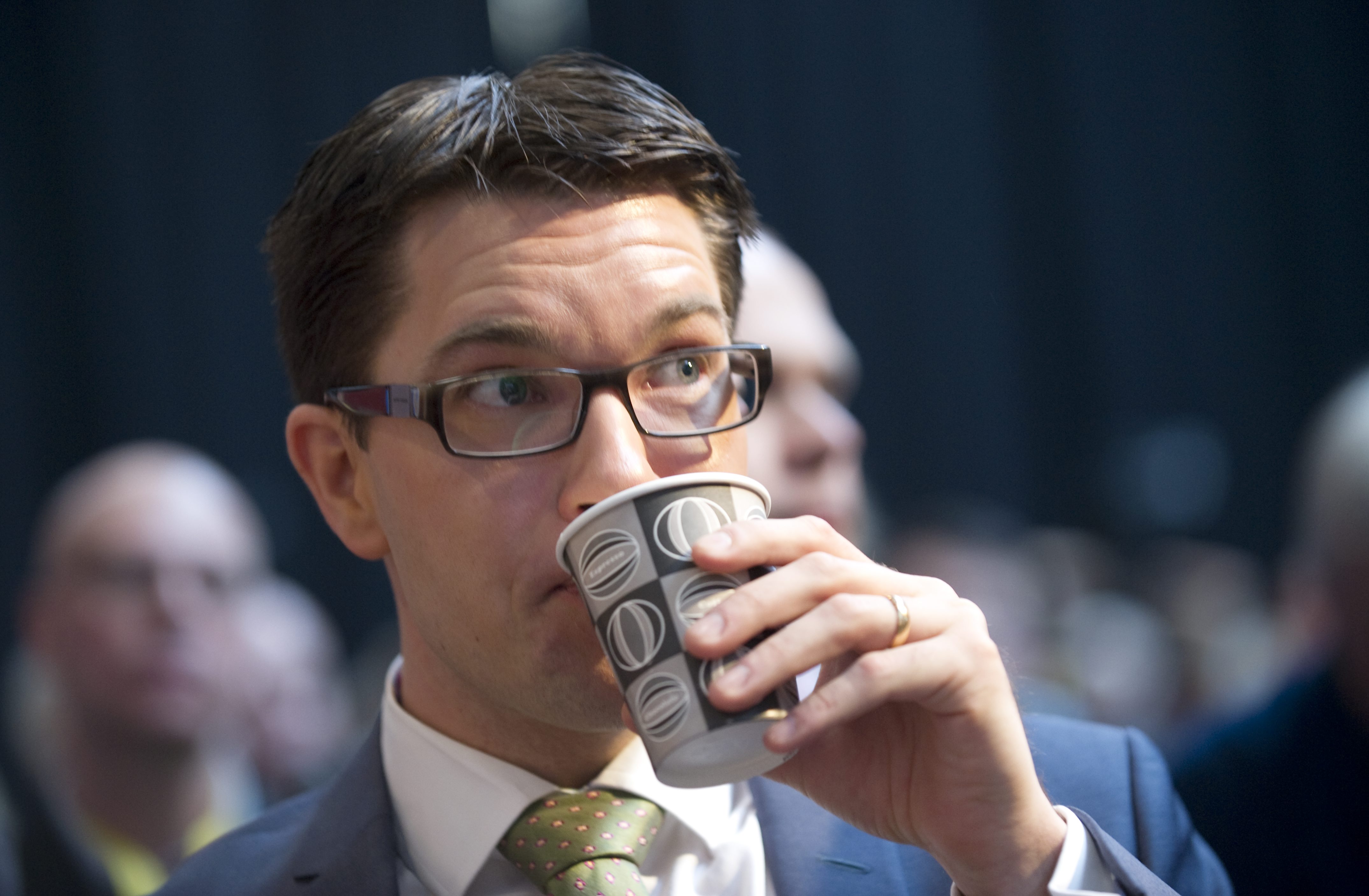 Jimmie Åkesson, Narkotikabrott, Droger, Alkohol, SD, Politiker, Avhopp, William Petzäll, Politik, Sverigedemokraterna