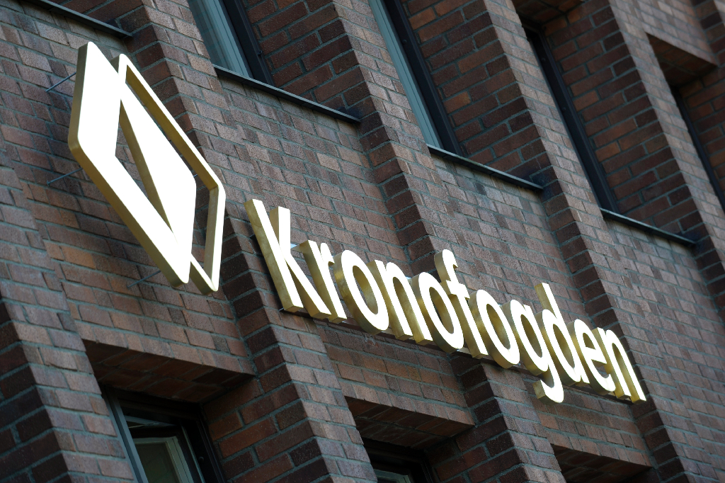 Ale, Fagersta, Skuld, Politik, vänsterpartiet, Skulder, Moderaterna, Fagersta kommun, Ale kommun, Kronofogden, Ekonomi