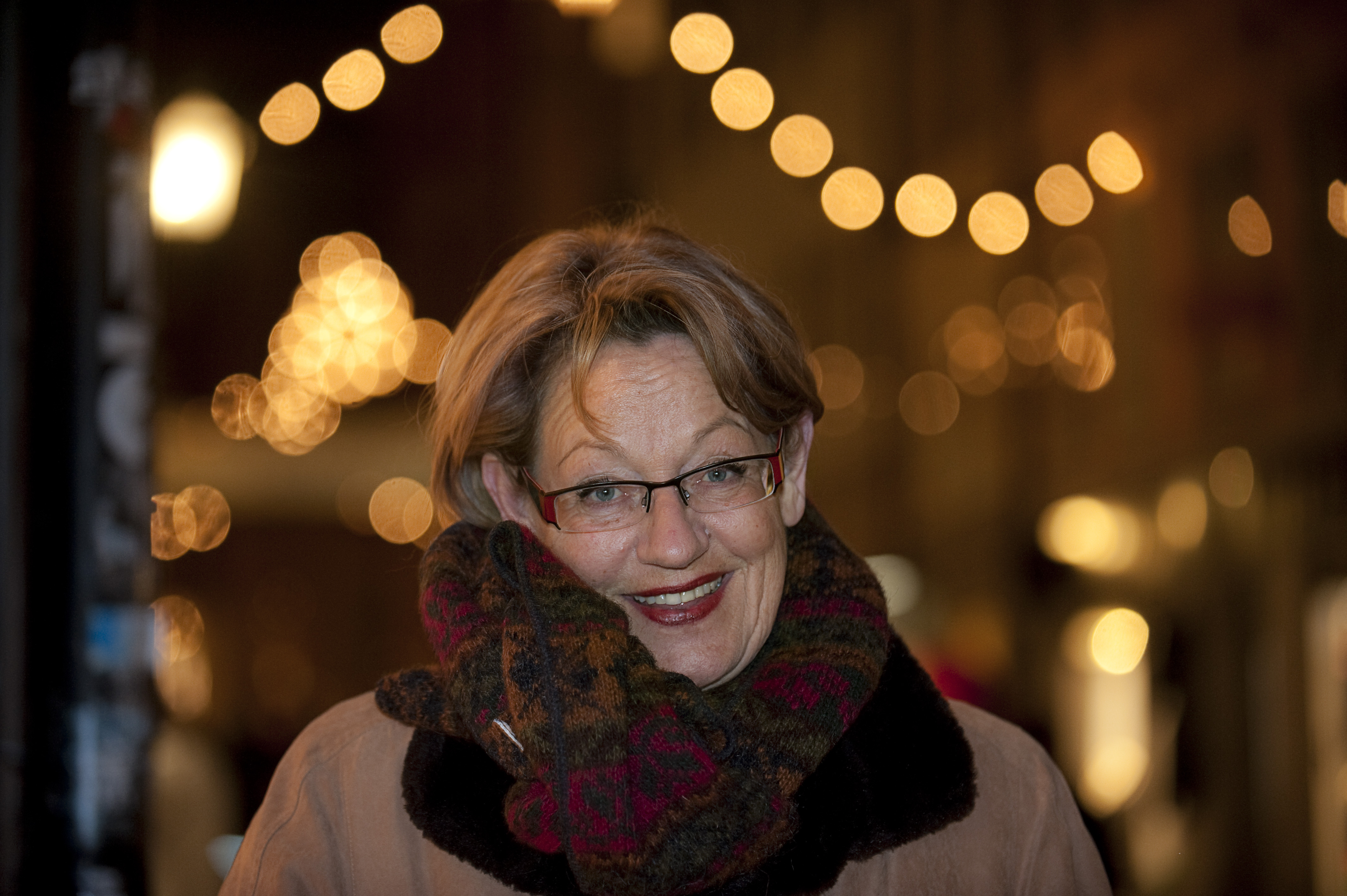 Gudrun Schyman, Gatukök, Reklam, Korv, sex