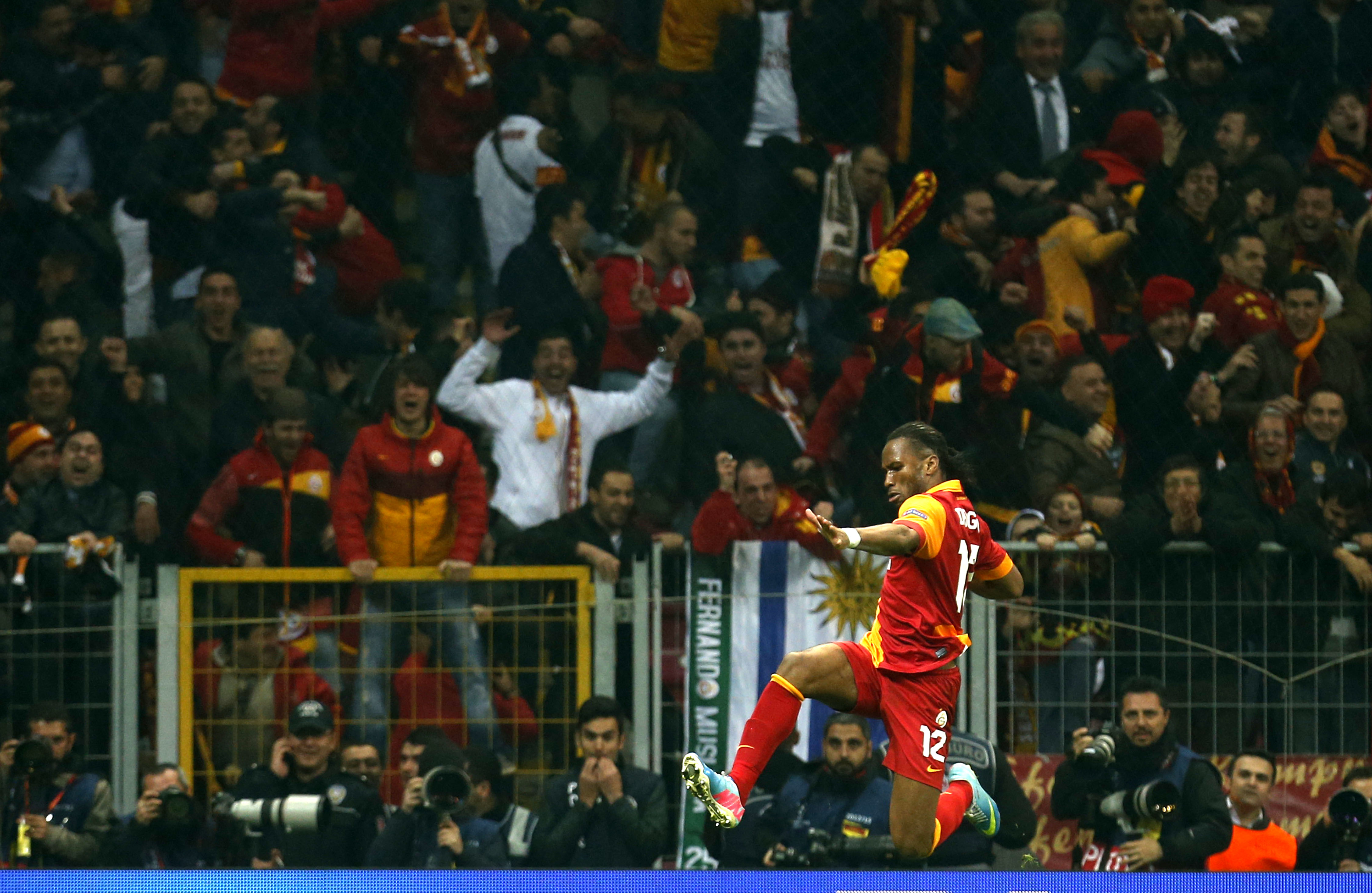 Didier Drogba, Johan Elmander, Galatasaray, VideoExtra, Erkan Zengin