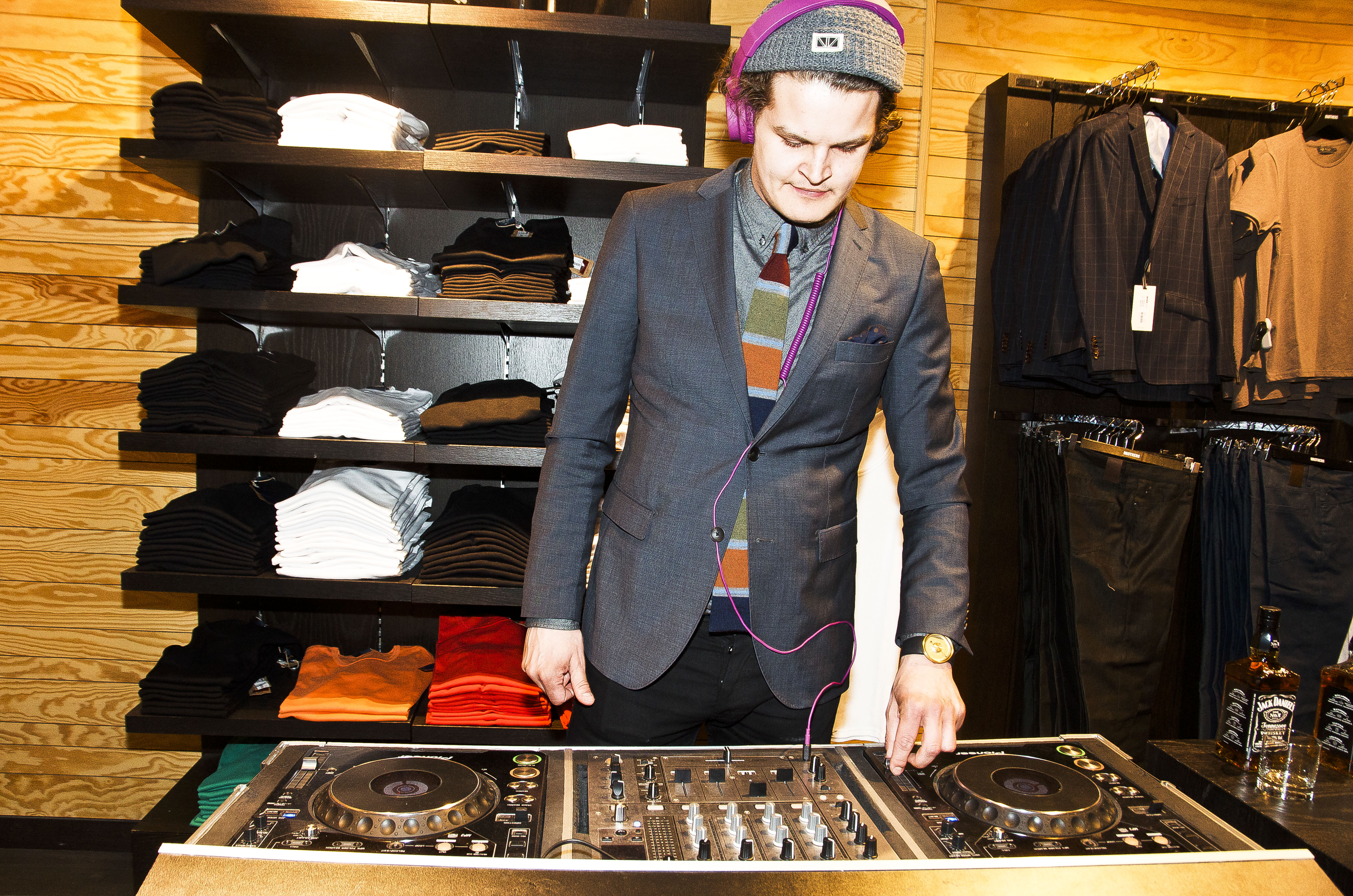 Suit Case Store, Brothers, Travel Line, johan magnusson,  Clara Uddman
