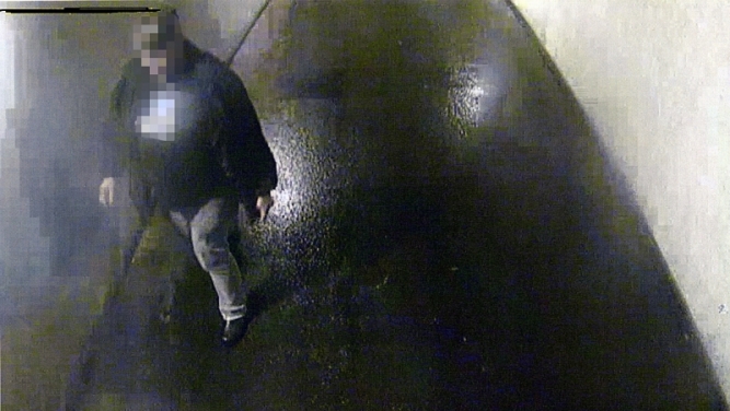 Skelleftea,  Tunneltafsare, Sexuellt ofredande, Gångtunnel