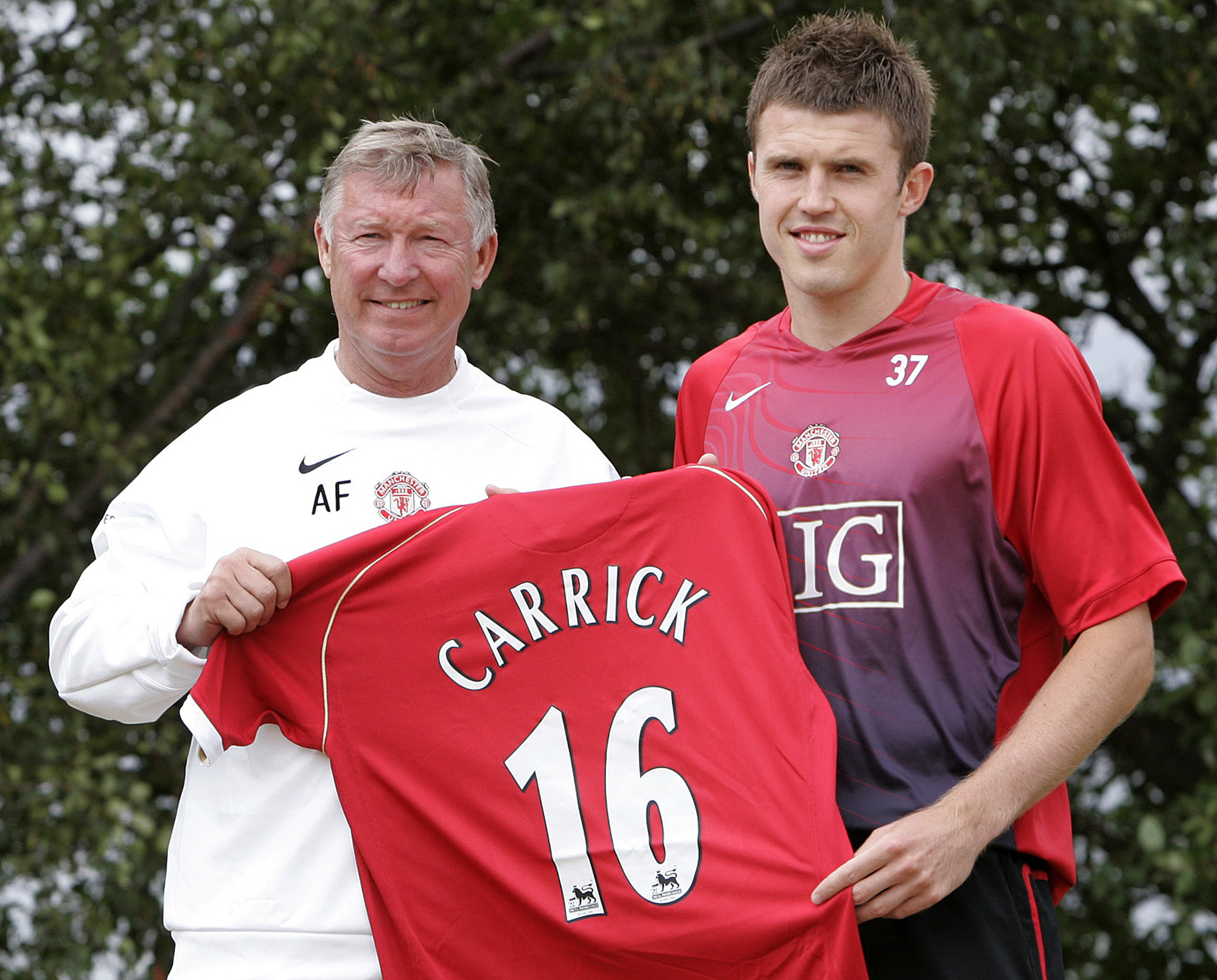 Årets tränare, Sir Alex Ferguson, Manchester United, slutar