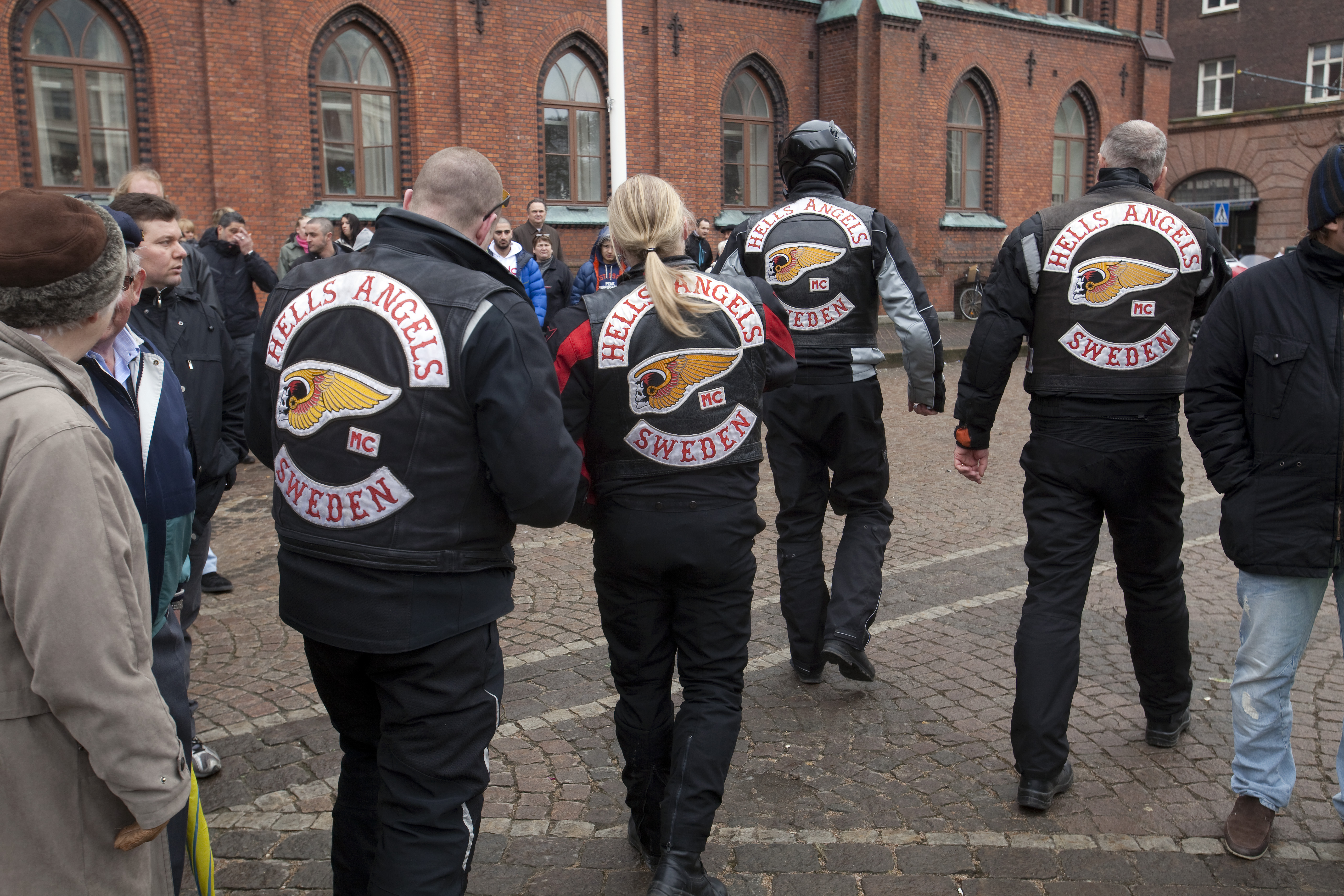 Hells Angels, Organiserad brottslighet, Kriminellt, Gatugäng, Maffia, Amir Rostami, Bandidos, Werewolf Legion, Misshandel, Kriminella, MC-gang, Polis, Gängkrig