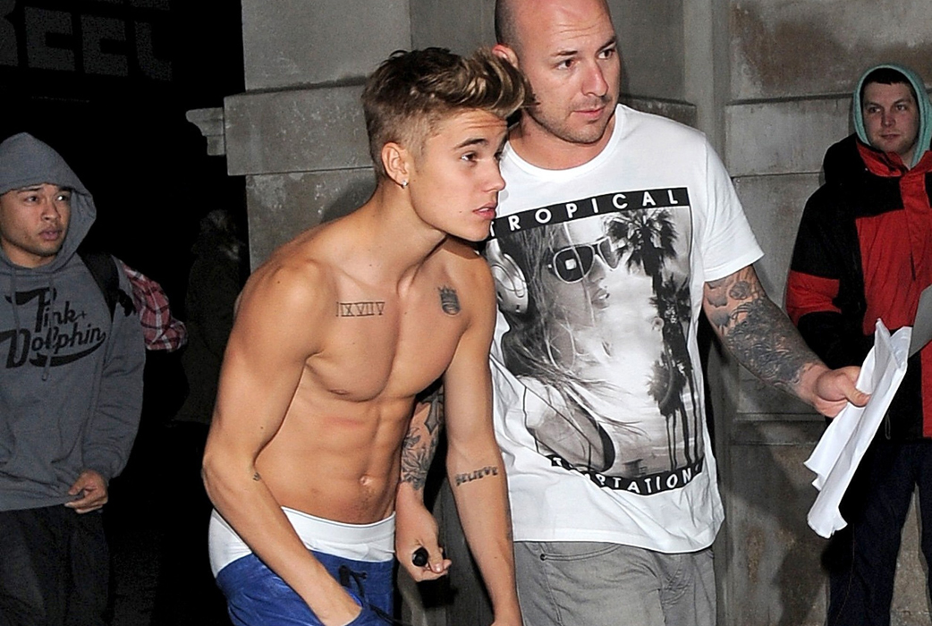Marijuana,  Anne Frank, Skandaler, Justin Bieber