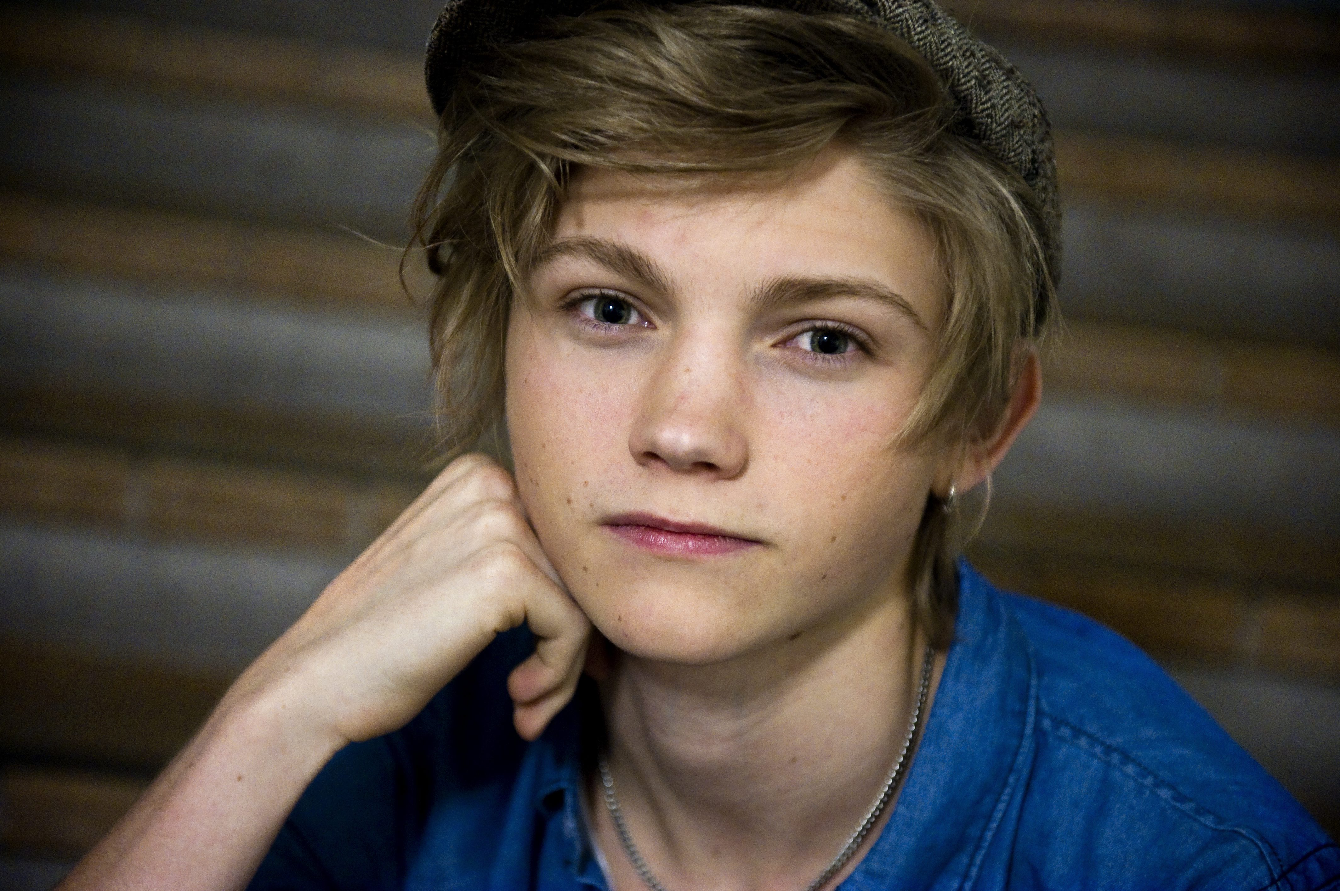 Big in Japan, Söndagsintervju, Ulrik Munther, webbteveserie
