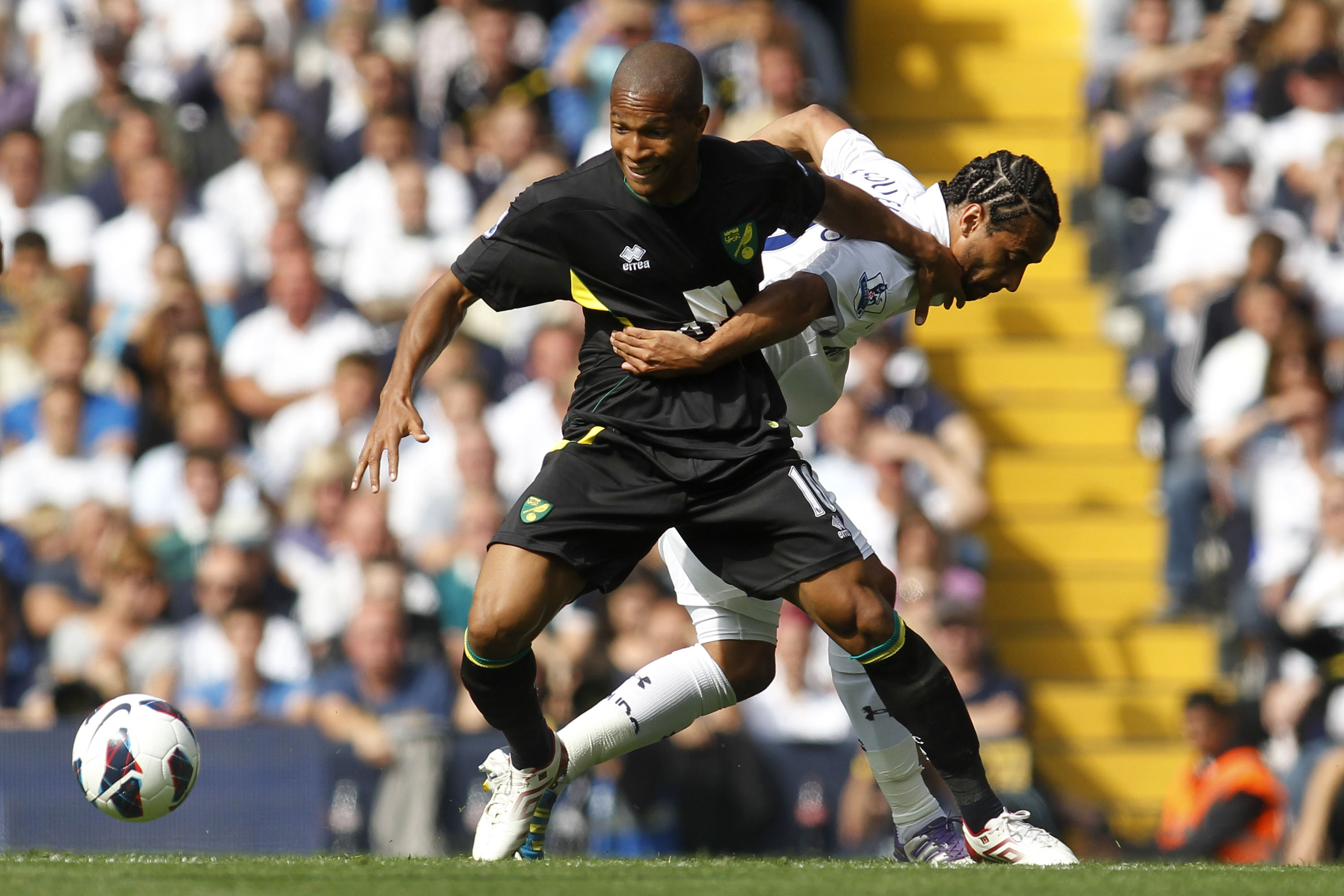 Skräll, England, Premier League