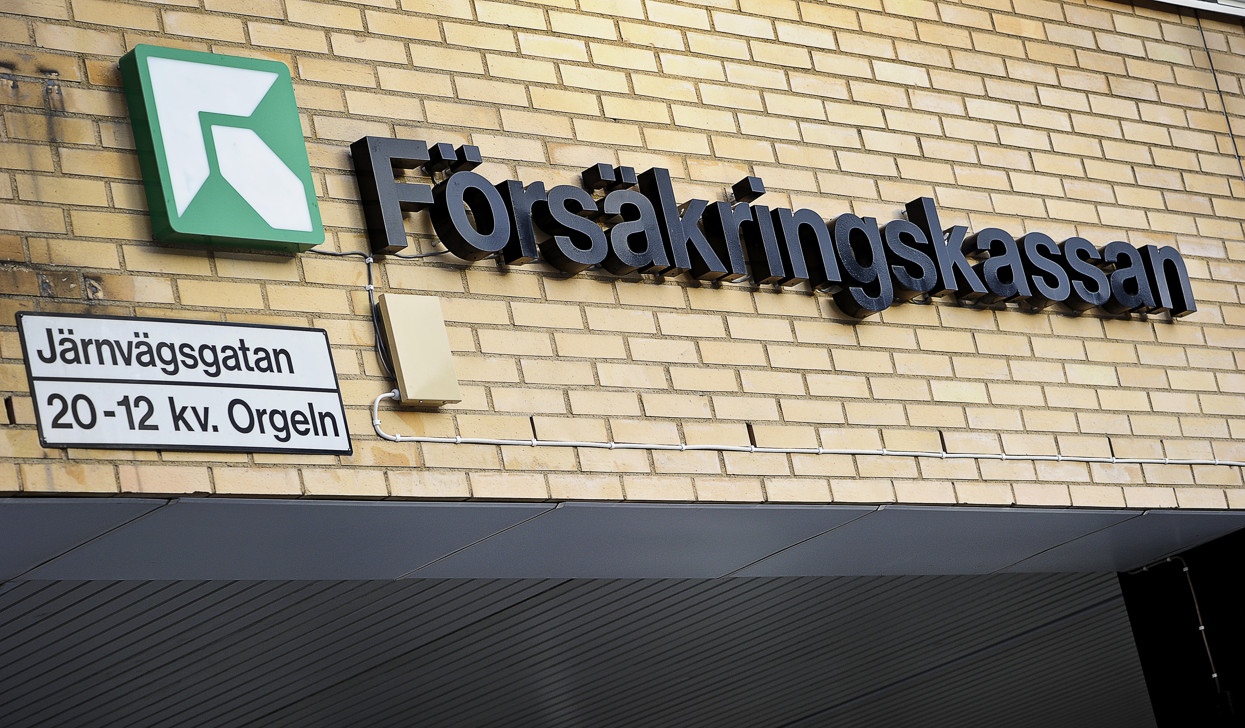 Försäkringskassan, Yrkeskriminell, Stockholms tingsrätt, Maffia, Bedrageri
