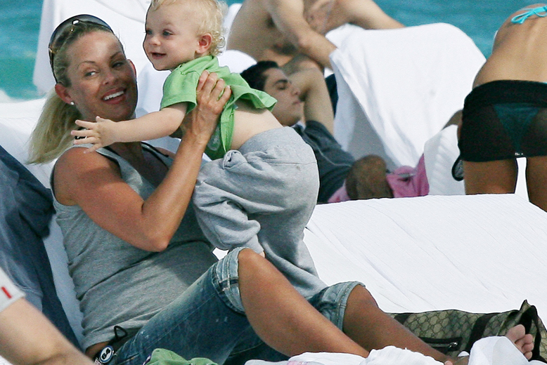 Zlatan Ibrahimovic, Helena Seger