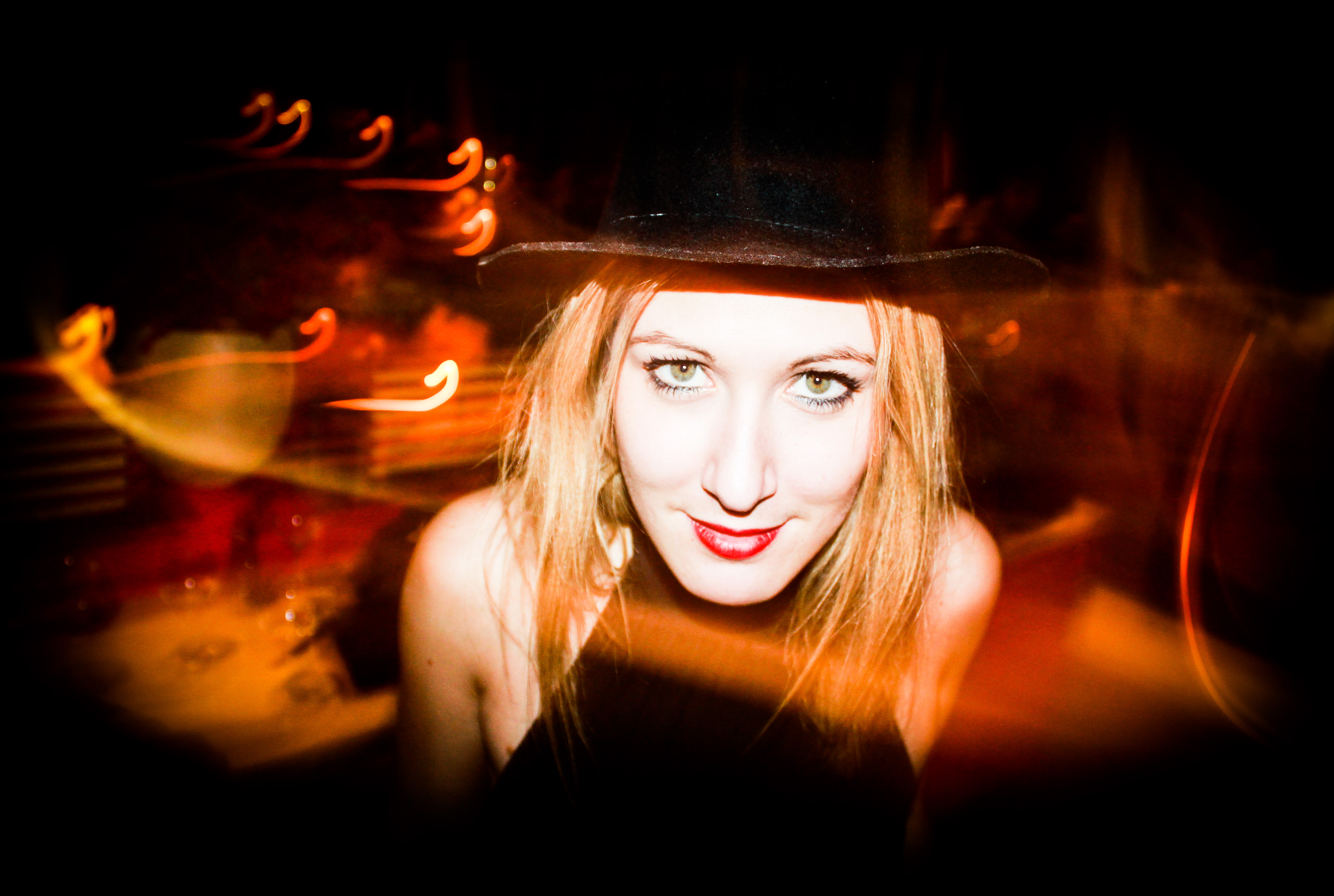 Julia Lindholm, chili de almeida, Miss Saturday Night, Gustav Bendt, YochM, Gago Cuk, East, Miss Voon, Simon Billeqvist, Omid Khalvati, Y+M, 2351, Pom Pom Parlour, Berns