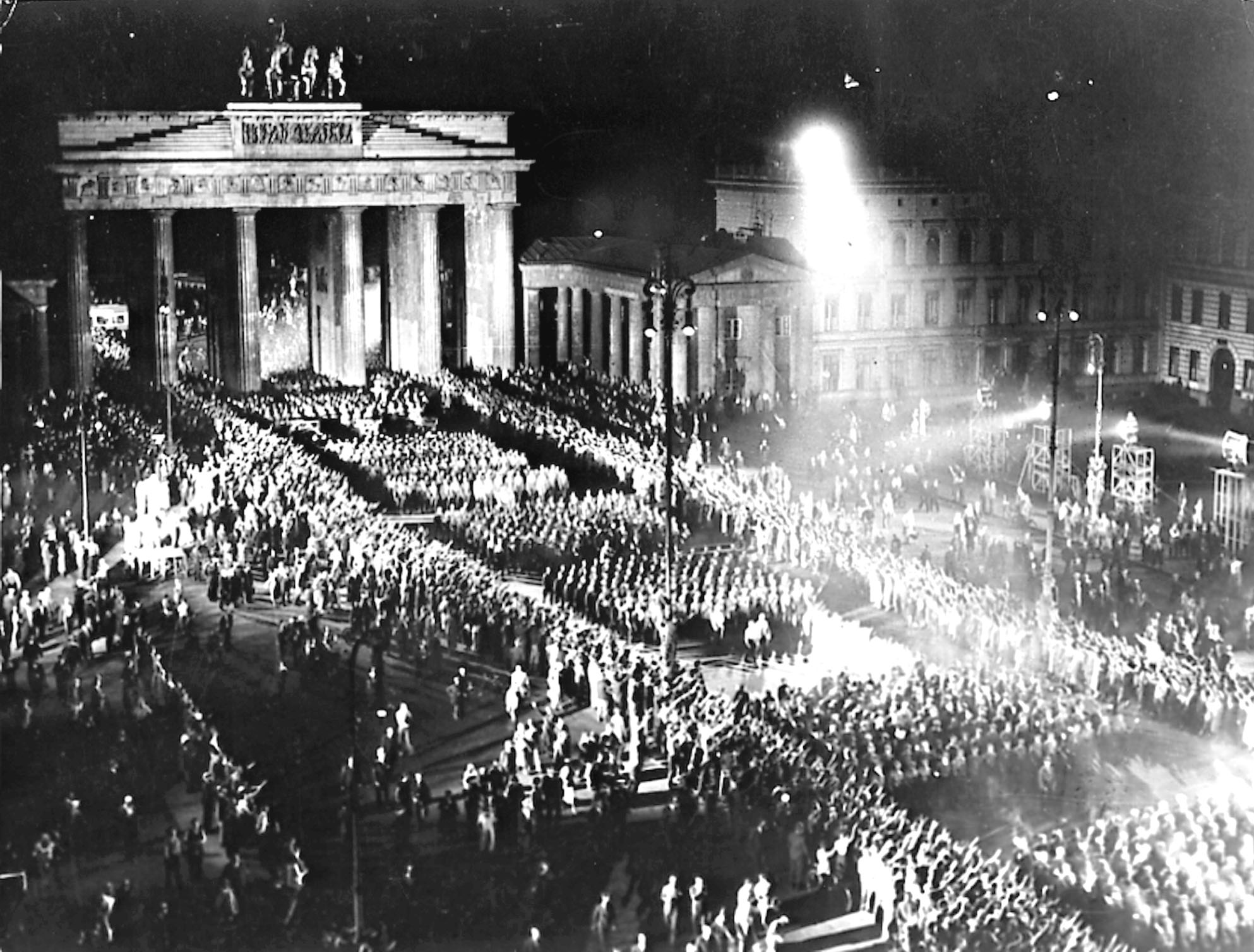 Nazism, Die Unsterblichen, Tyskland,  Vita masker