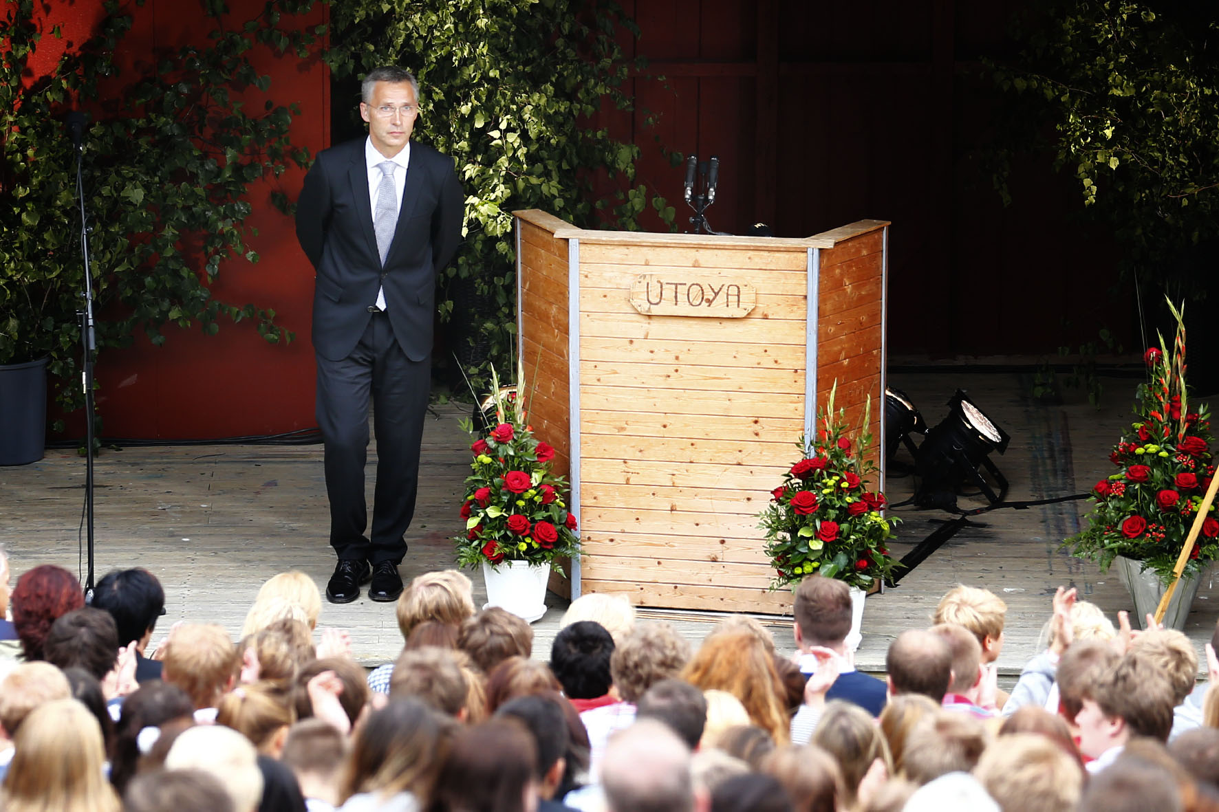 Jens Stoltenberg,  Terrordåden i Norge, Oslo, Utoya
