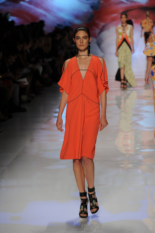  v-ringat, Catwalk, Trendspaning