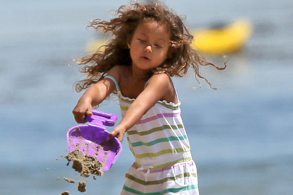 Angelina Jolie, Barn, Katie Holmes, Hollywood, Brangelina, Brad Pitt, Suri, shilo, kändisbarn