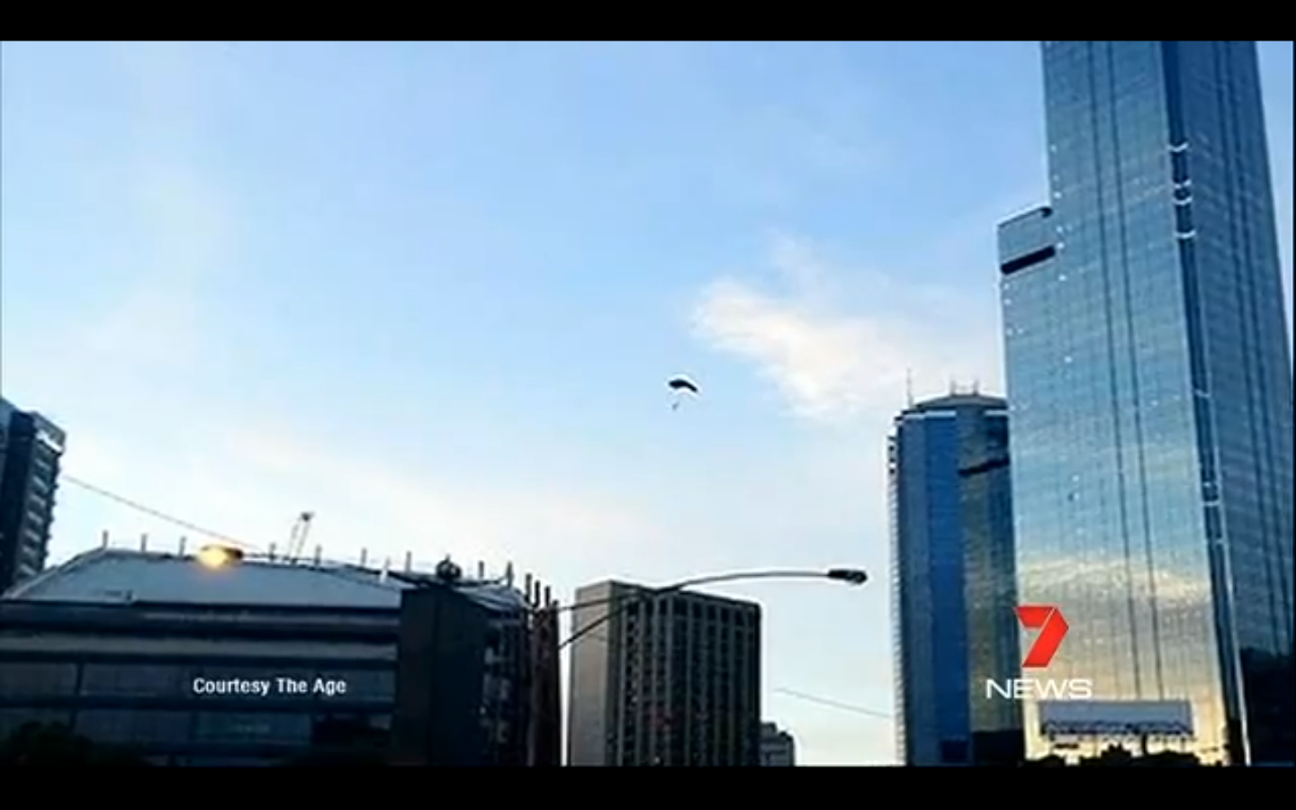 Rialto Towers, Melbourne, Äventyrare, Australien, Fallskärmshoppare, Fallskärm, Basejump