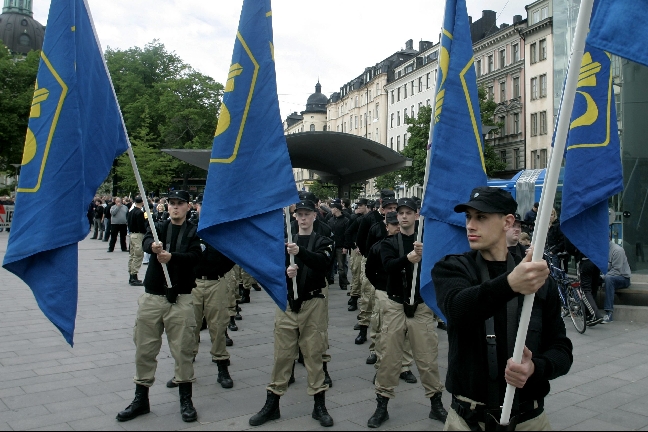 Flyktingar, Migrationsverket, Eksjö, Högerextremister, Gruppvaldtakt