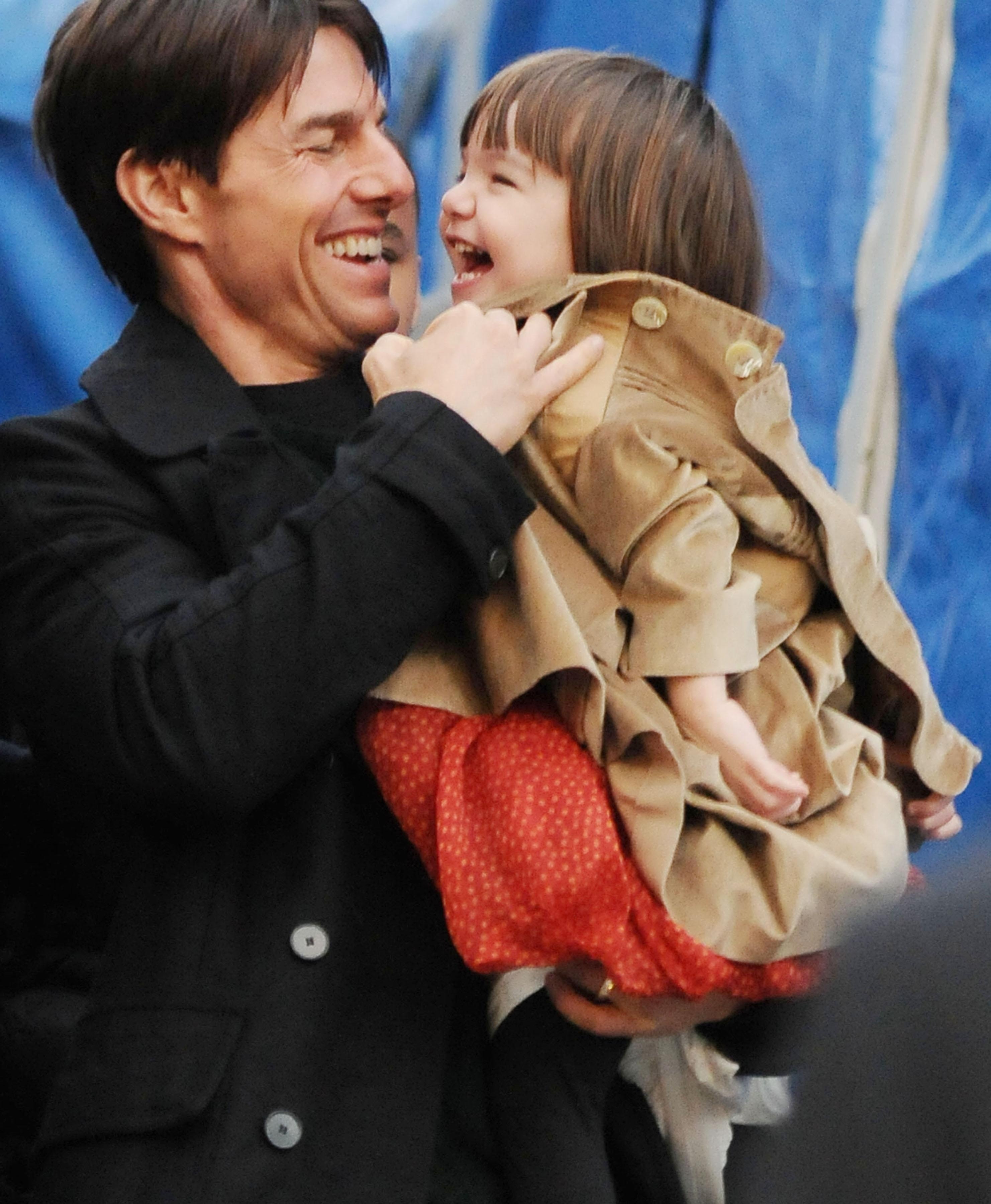 Suri Cruise, Tom Cruise, Katie Holmes