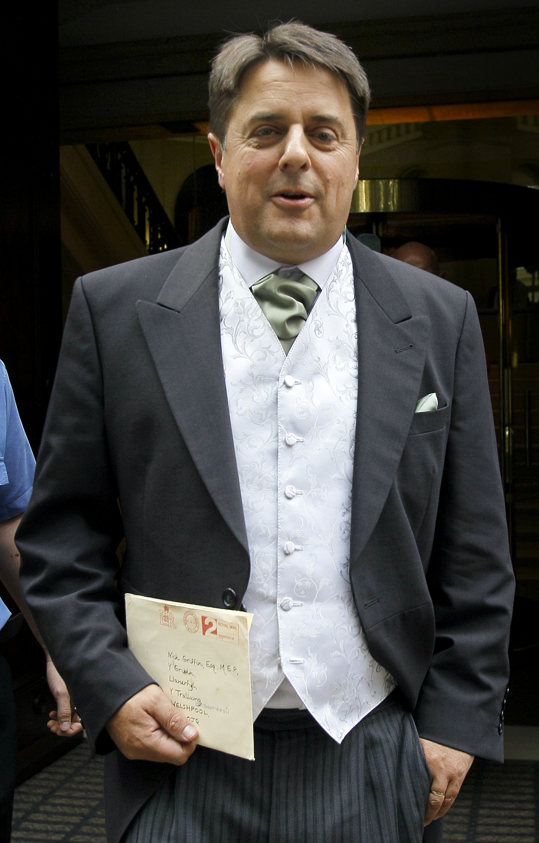 Nick Griffin, Twitter, Nelson Mandela