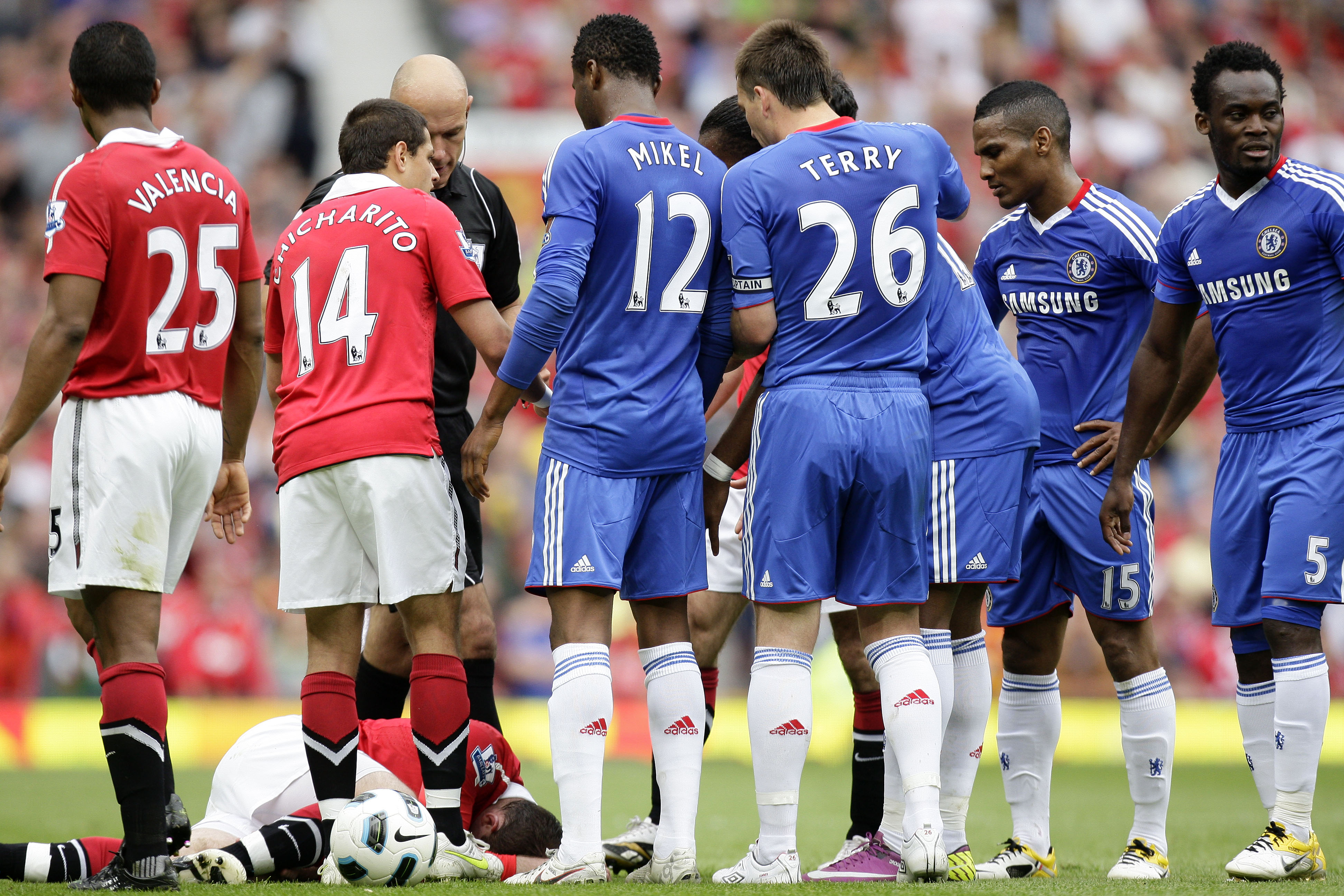 Chelsea, Nemanja Vidic, Rio Ferdinand, Edwin van der Saar, Fernando Torres, Didier Drogba, Old Trafford, Frank Lampard, Wayne Rooney, Manchester United