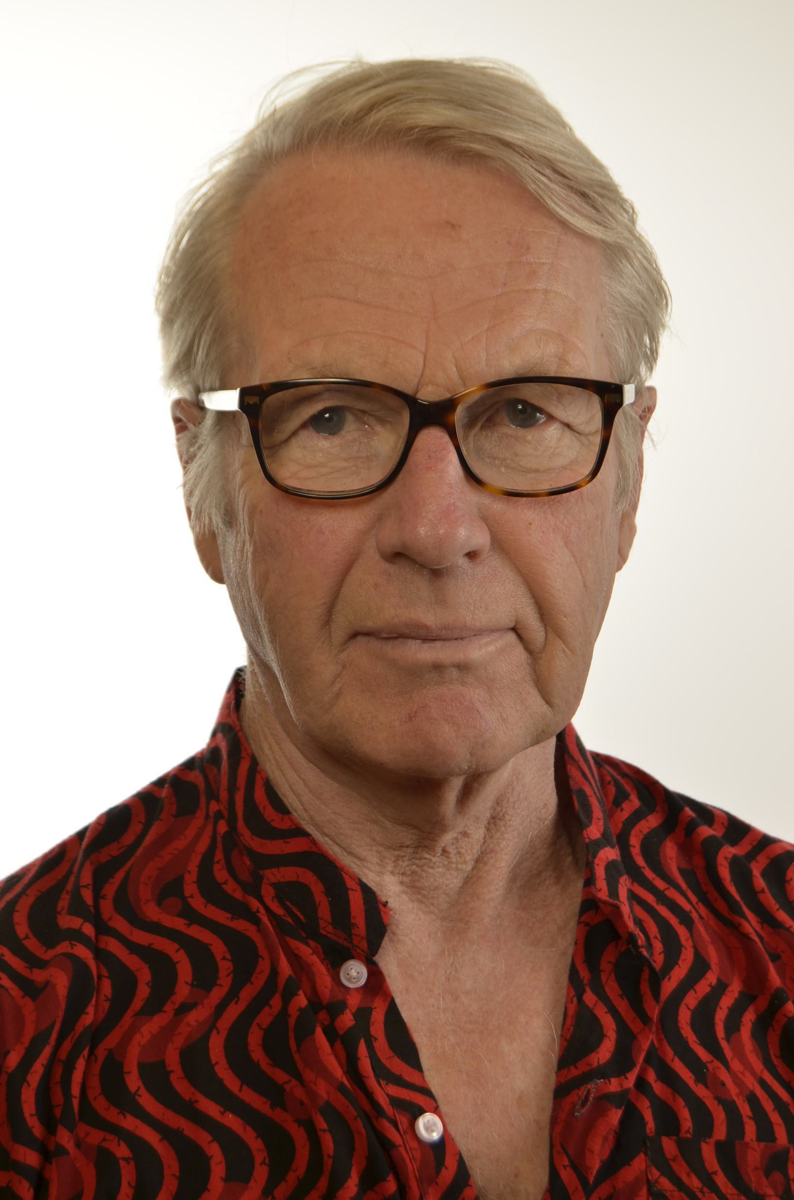 Riksdagsledamöter, Inkomst, Folkpartiet, Hela listan, Riksdagen