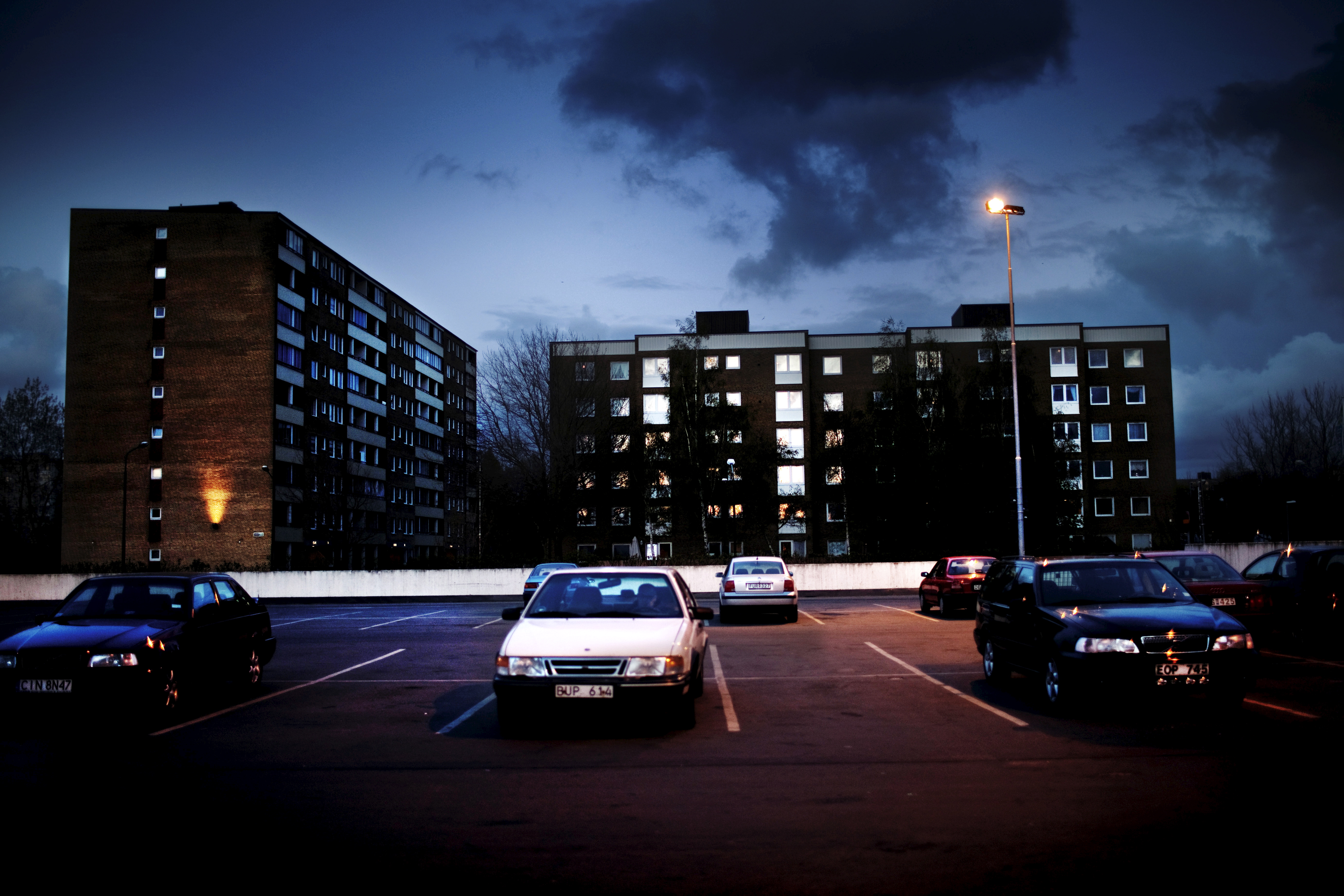 Eld, Rosengard, Misshandel, Kriminellt, Polis, Malmo, Mordförsök, Brak, Brand