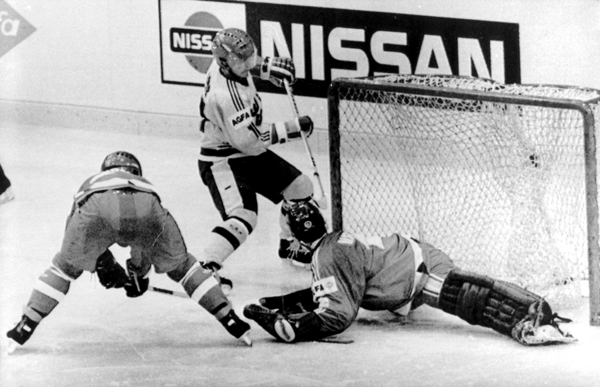  lägga av, Dominik Hasek, Legendar