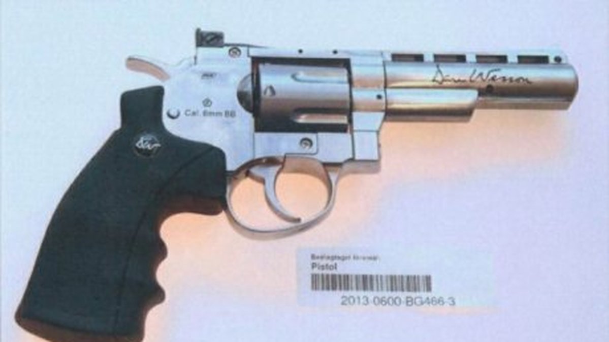 Här är soft airgun-pistolen som ser ut som en revolver.